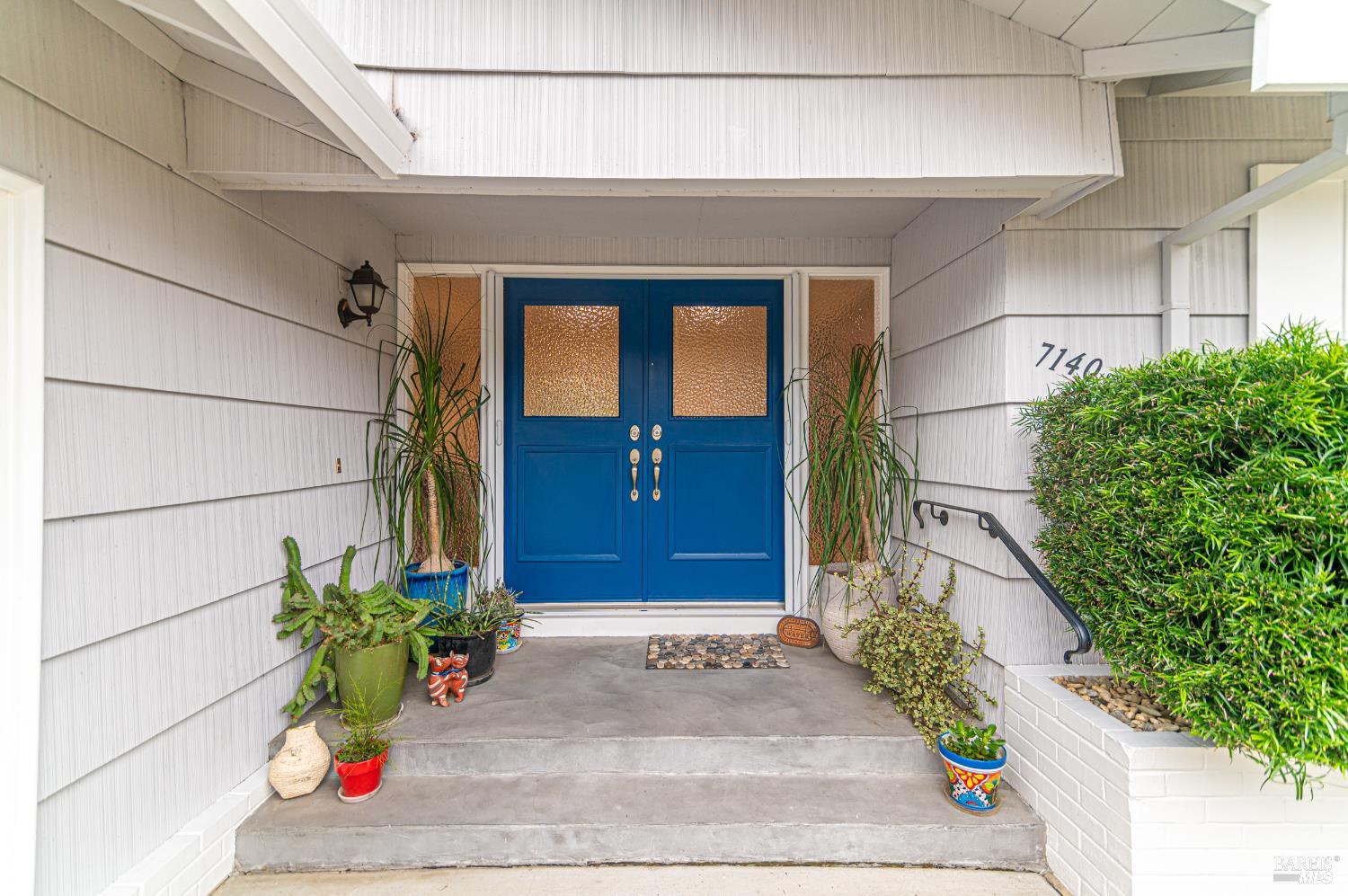 Detail Gallery Image 4 of 31 For 7140 Fairfield Dr, Santa Rosa,  CA 95409 - 2 Beds | 2 Baths