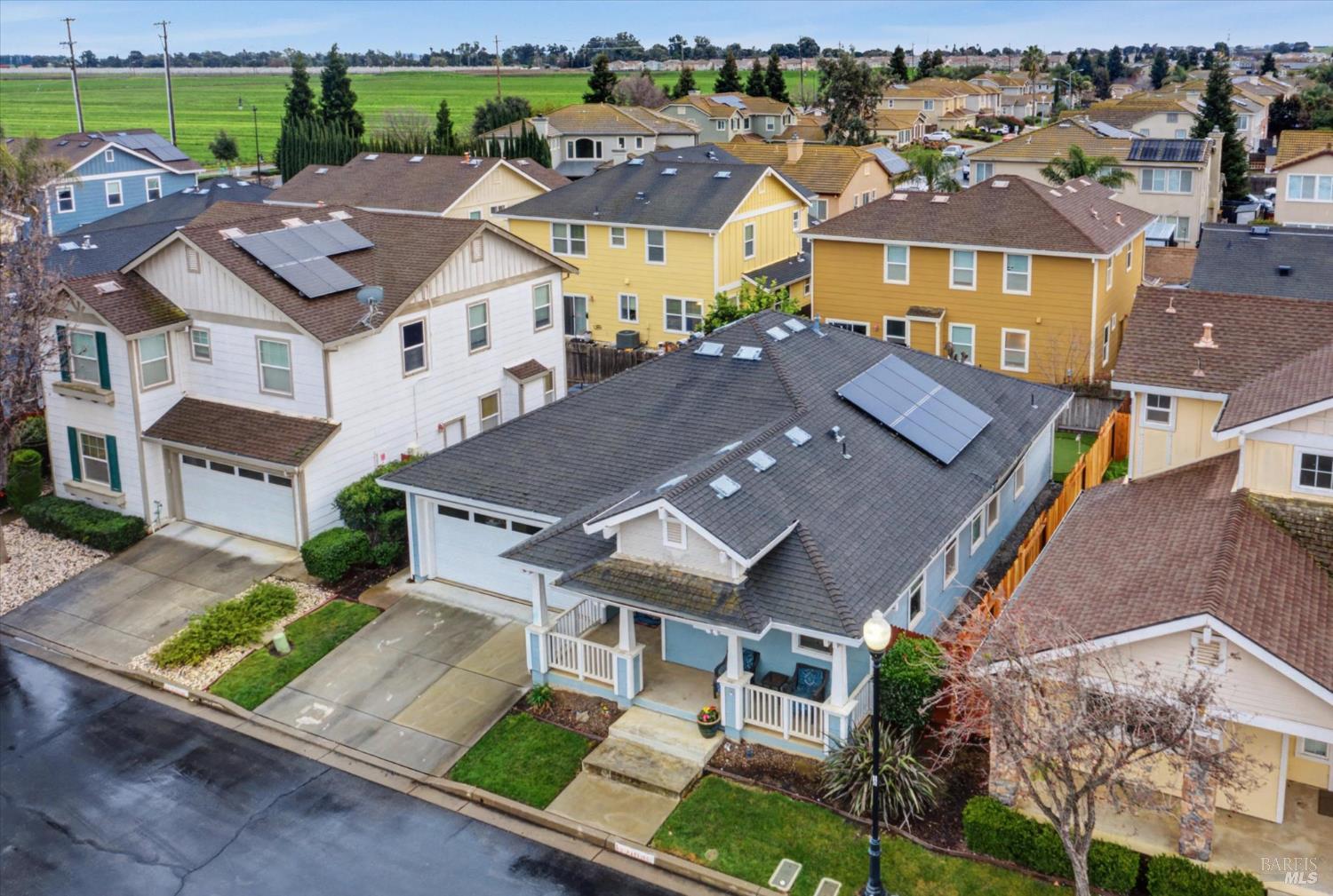 Detail Gallery Image 27 of 39 For 984 Countrywood Cir, Vacaville,  CA 95687 - 3 Beds | 2 Baths