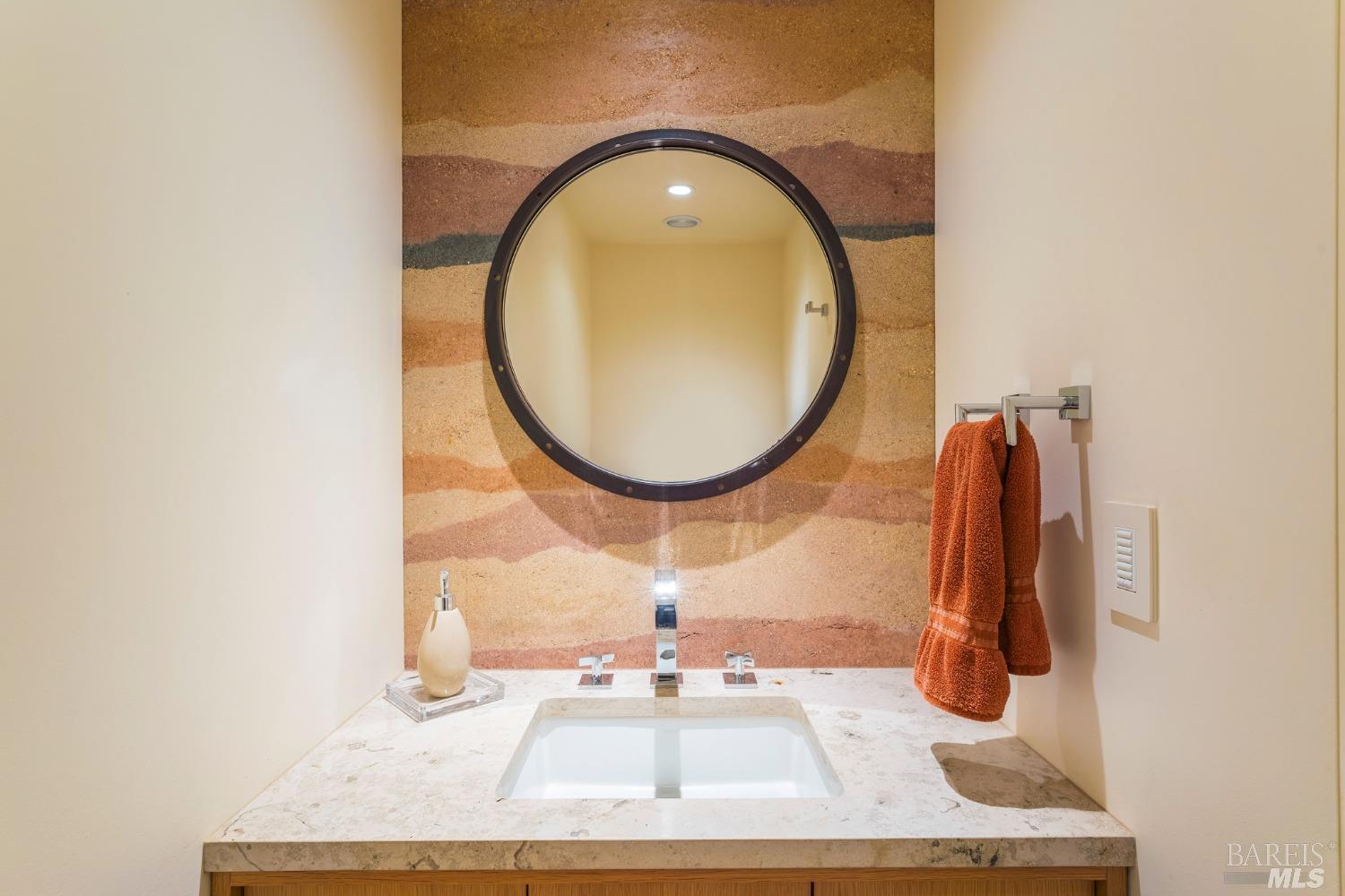 Detail Gallery Image 27 of 65 For 24000 Fig Tree Ln, Yorkville,  CA 95494 - 3 Beds | 2/1 Baths