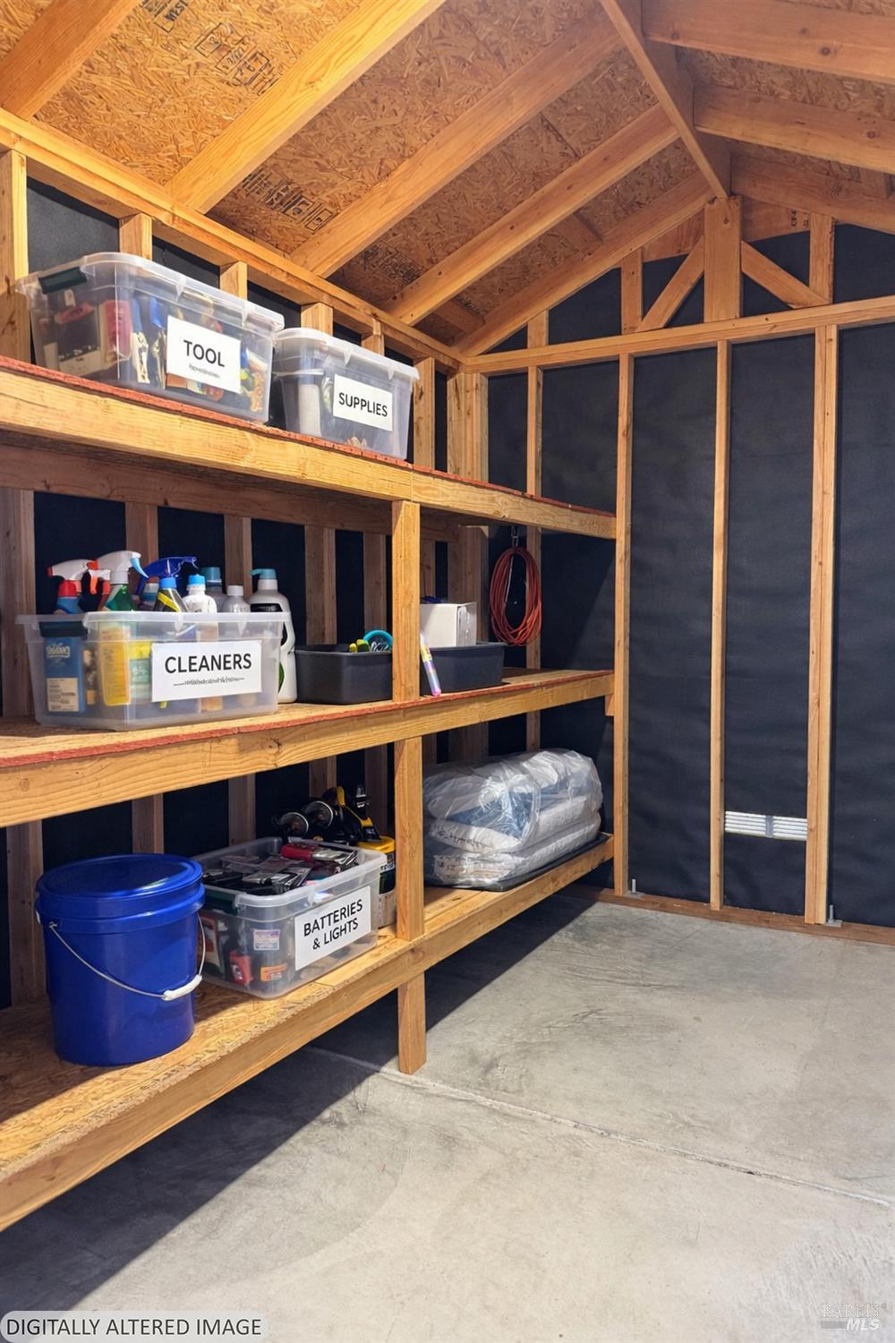 Detail Gallery Image 27 of 28 For 98 Leisure Park Cir, Santa Rosa,  CA 95401 - 4 Beds | 2 Baths