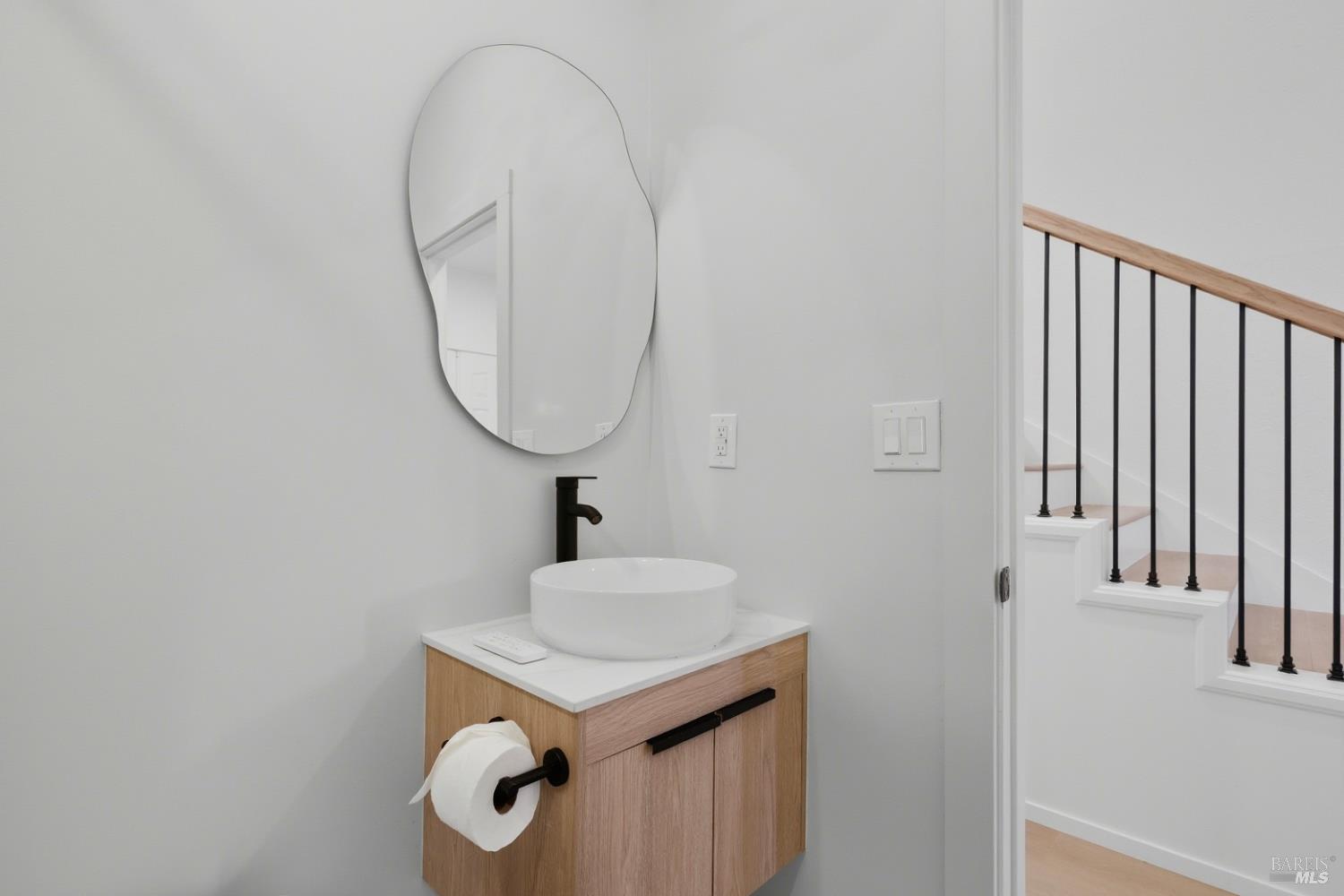 Detail Gallery Image 30 of 41 For 151 Kathy Ellen Ct, Vallejo,  CA 94591 - 5 Beds | 3 Baths