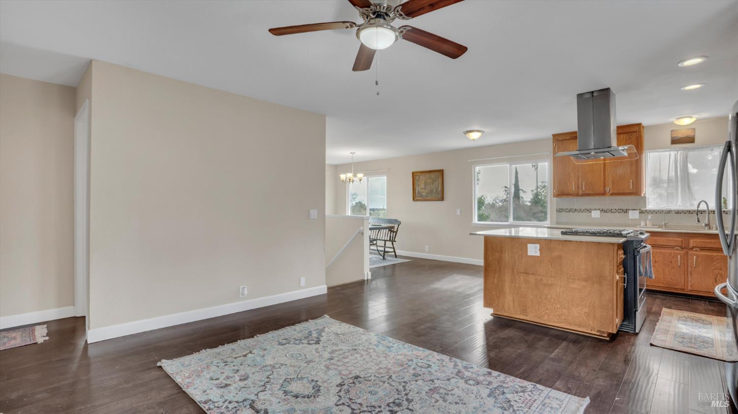 Detail Gallery Image 10 of 36 For 757 Wesley Ave, Vacaville,  CA 95688 - 3 Beds | 2 Baths