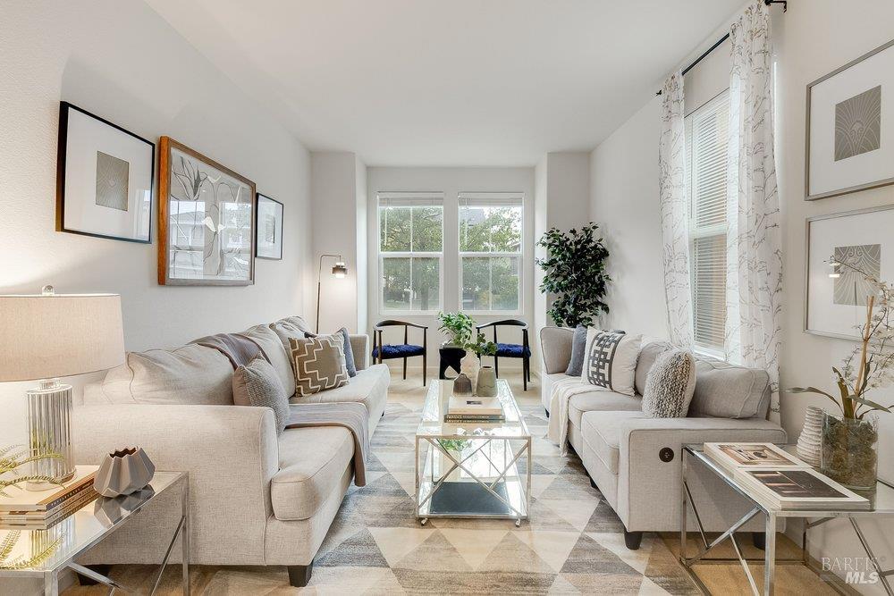 Detail Gallery Image 9 of 70 For 6606 Deerfield Dr, Vallejo,  CA 94591 - 4 Beds | 2/1 Baths