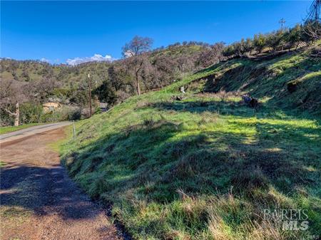 Detail Gallery Image 15 of 27 For 2960 Crestview Dr, Clearlake,  CA 95422 - – Beds | – Baths