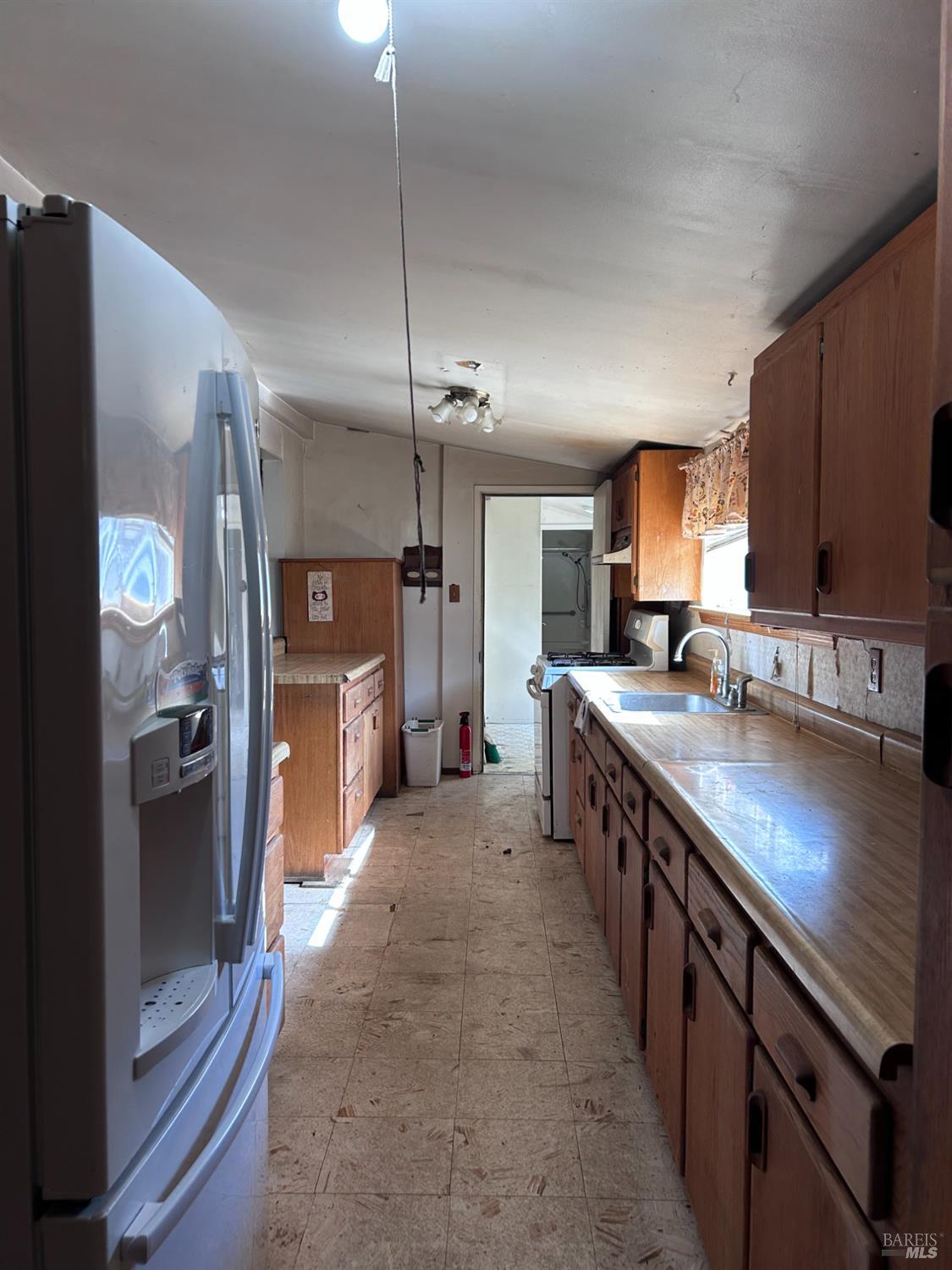 Detail Gallery Image 16 of 22 For 1005 Poplar Rd, Vacaville,  CA 95687 - 3 Beds | 1 Baths