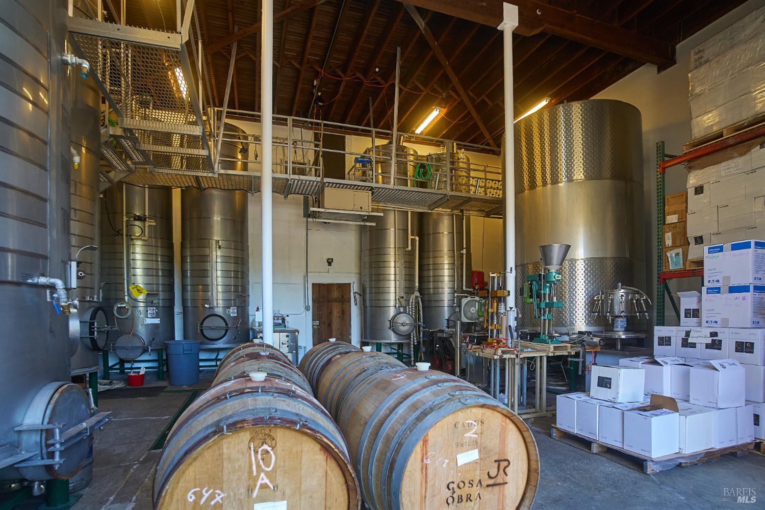 Detail Gallery Image 16 of 26 For 14600 S Highway 101, Hopland,  CA 95449 - – Beds | – Baths