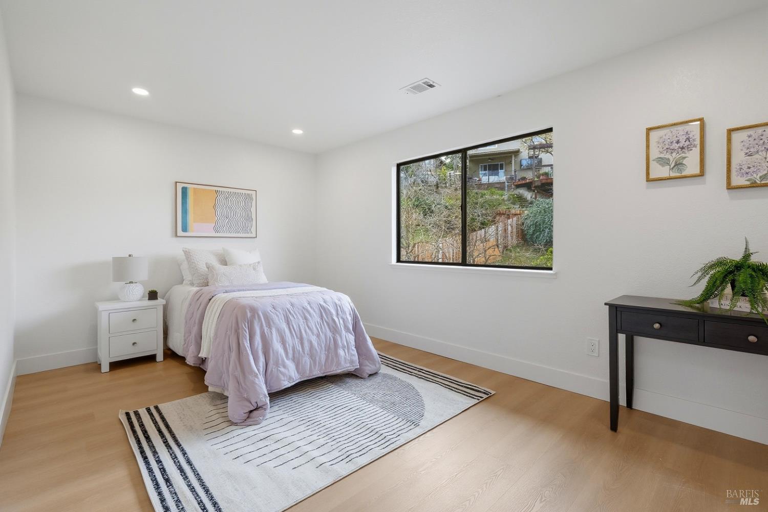 Detail Gallery Image 23 of 41 For 151 Kathy Ellen Ct, Vallejo,  CA 94591 - 5 Beds | 3 Baths