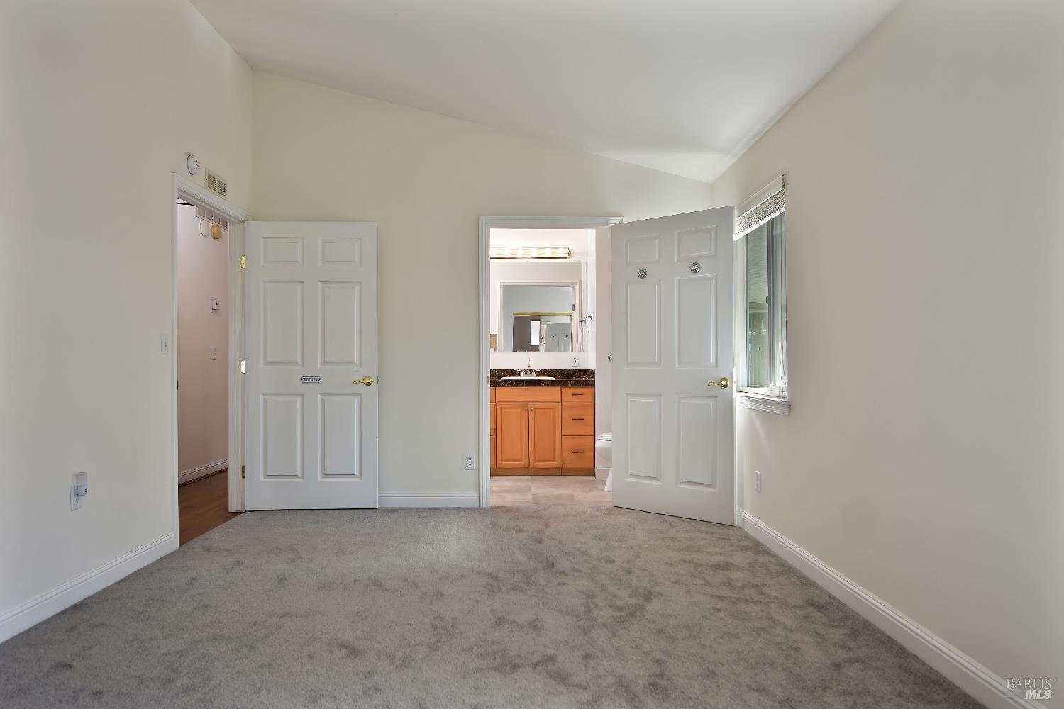 Detail Gallery Image 16 of 30 For 12 Del Rio Ct, Saint Helena,  CA 94574 - 2 Beds | 2 Baths