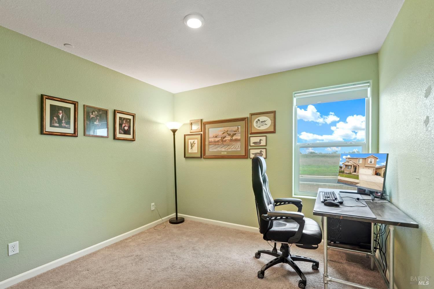 Detail Gallery Image 20 of 37 For 4725 Market Pl, Rio Vista,  CA 94571 - 4 Beds | 2/1 Baths