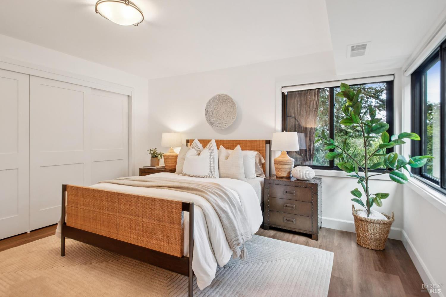 Detail Gallery Image 27 of 36 For 602 Chapman Dr, Corte Madera,  CA 94925 - 4 Beds | 3 Baths