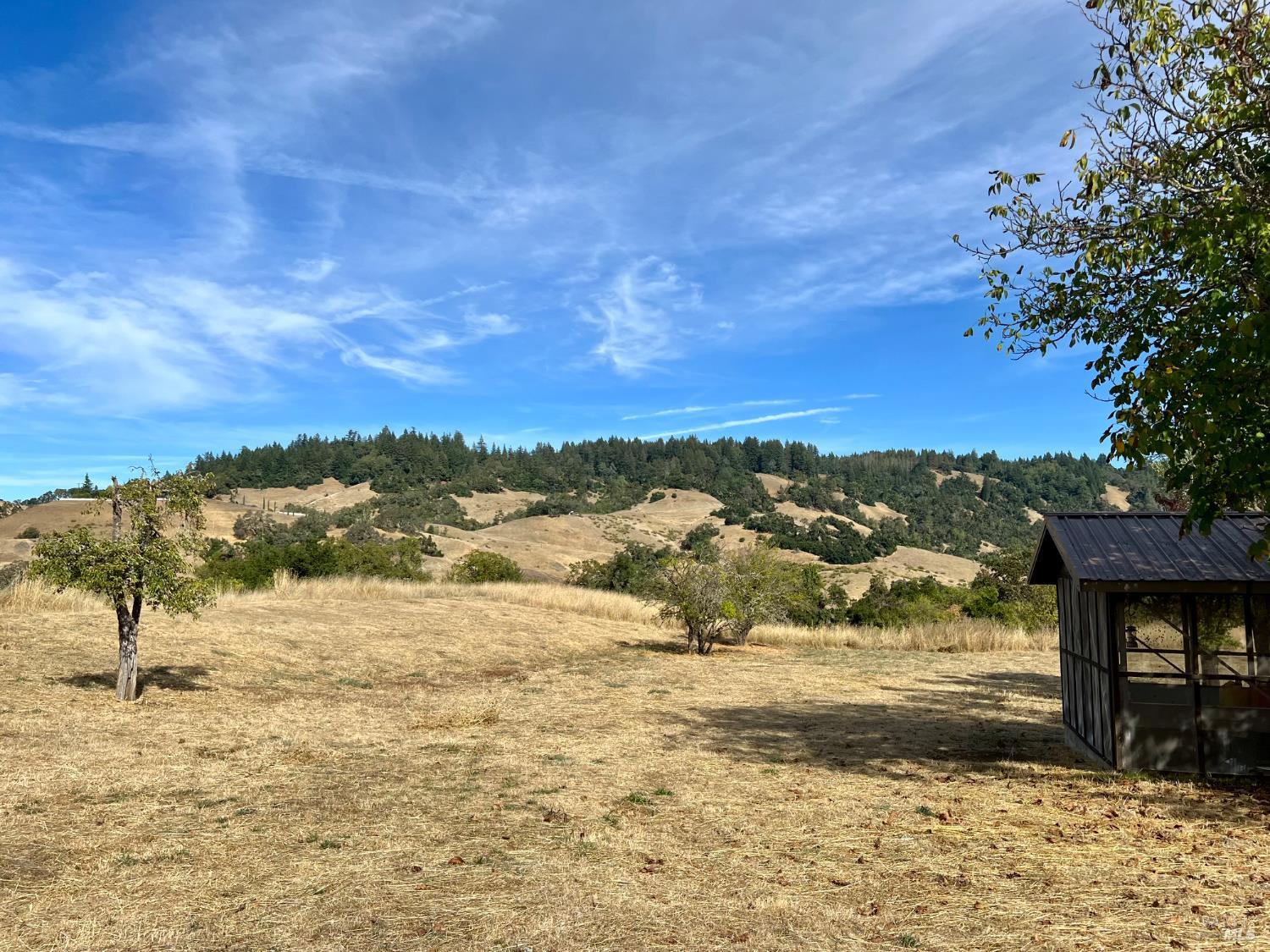 Detail Gallery Image 16 of 45 For 34201 Highway 128 Hwy, Cloverdale,  CA 95425 - 2 Beds | 2 Baths