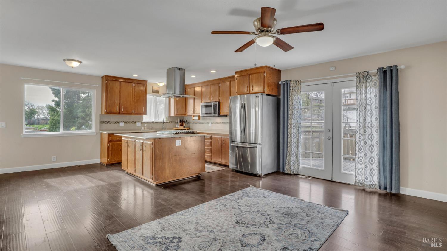 Detail Gallery Image 8 of 36 For 757 Wesley Ave, Vacaville,  CA 95688 - 3 Beds | 2 Baths