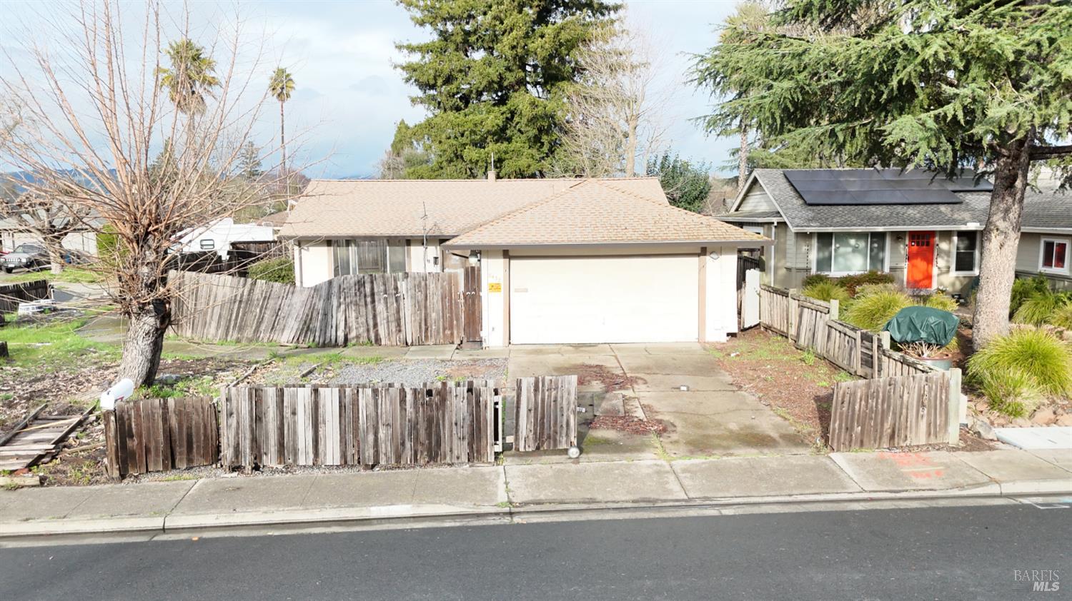 Detail Gallery Image 3 of 11 For 8432 Lasalle Ave, Cotati,  CA 94931 - 2 Beds | 2 Baths