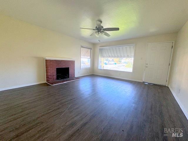 Detail Gallery Image 3 of 13 For 66 Rio Vista Way, Petaluma,  CA 94952 - 3 Beds | 1 Baths