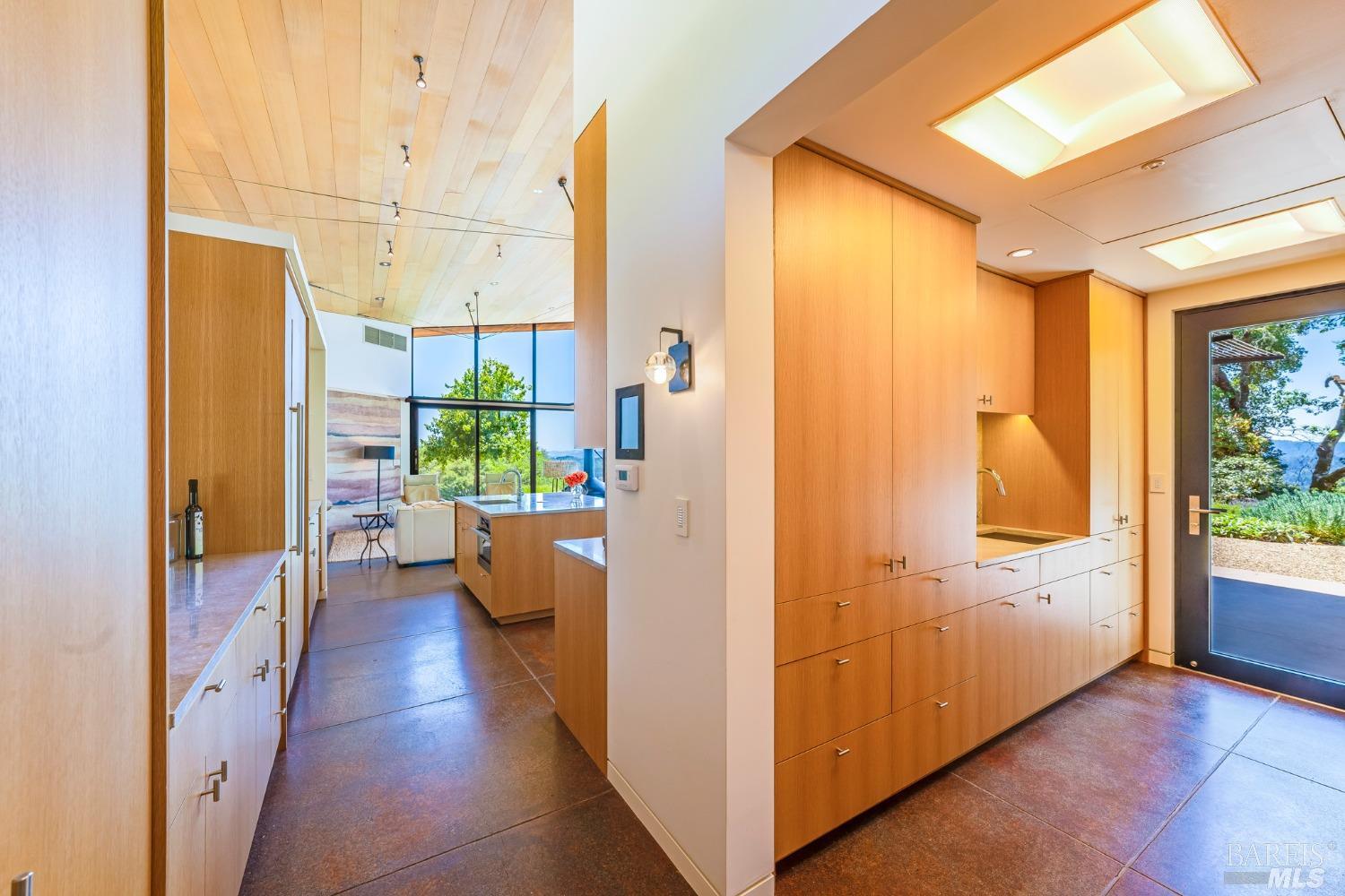 Detail Gallery Image 18 of 65 For 24000 Fig Tree Ln, Yorkville,  CA 95494 - 3 Beds | 2/1 Baths