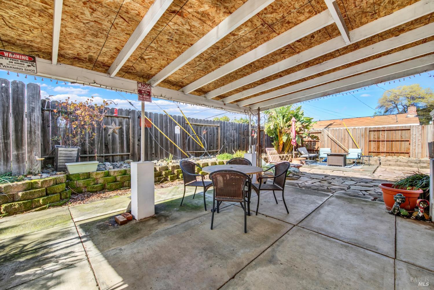 Detail Gallery Image 27 of 42 For 307 Trinity Dr, Vacaville,  CA 95687 - 3 Beds | 2 Baths