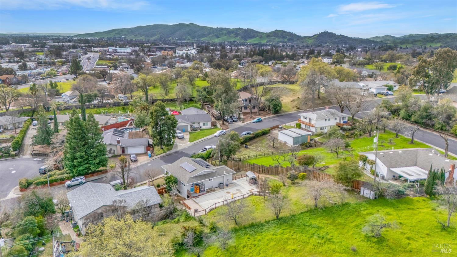 Detail Gallery Image 32 of 36 For 757 Wesley Ave, Vacaville,  CA 95688 - 3 Beds | 2 Baths