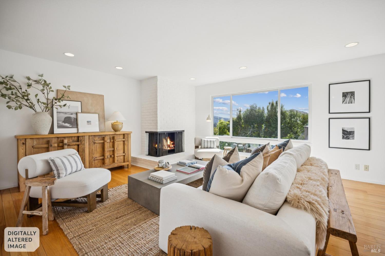 Detail Gallery Image 5 of 67 For 3 Longfellow Rd, Mill Valley,  CA 94941 - 4 Beds | 3 Baths