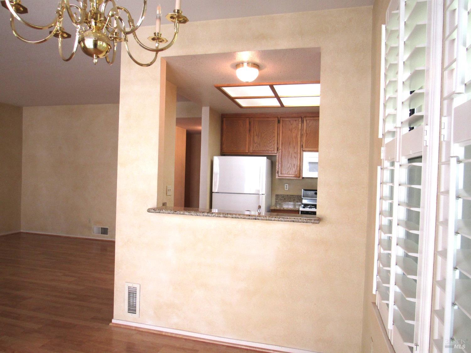 Detail Gallery Image 16 of 18 For 657 Cherry Ave, Sonoma,  CA 95476 - 2 Beds | 2 Baths