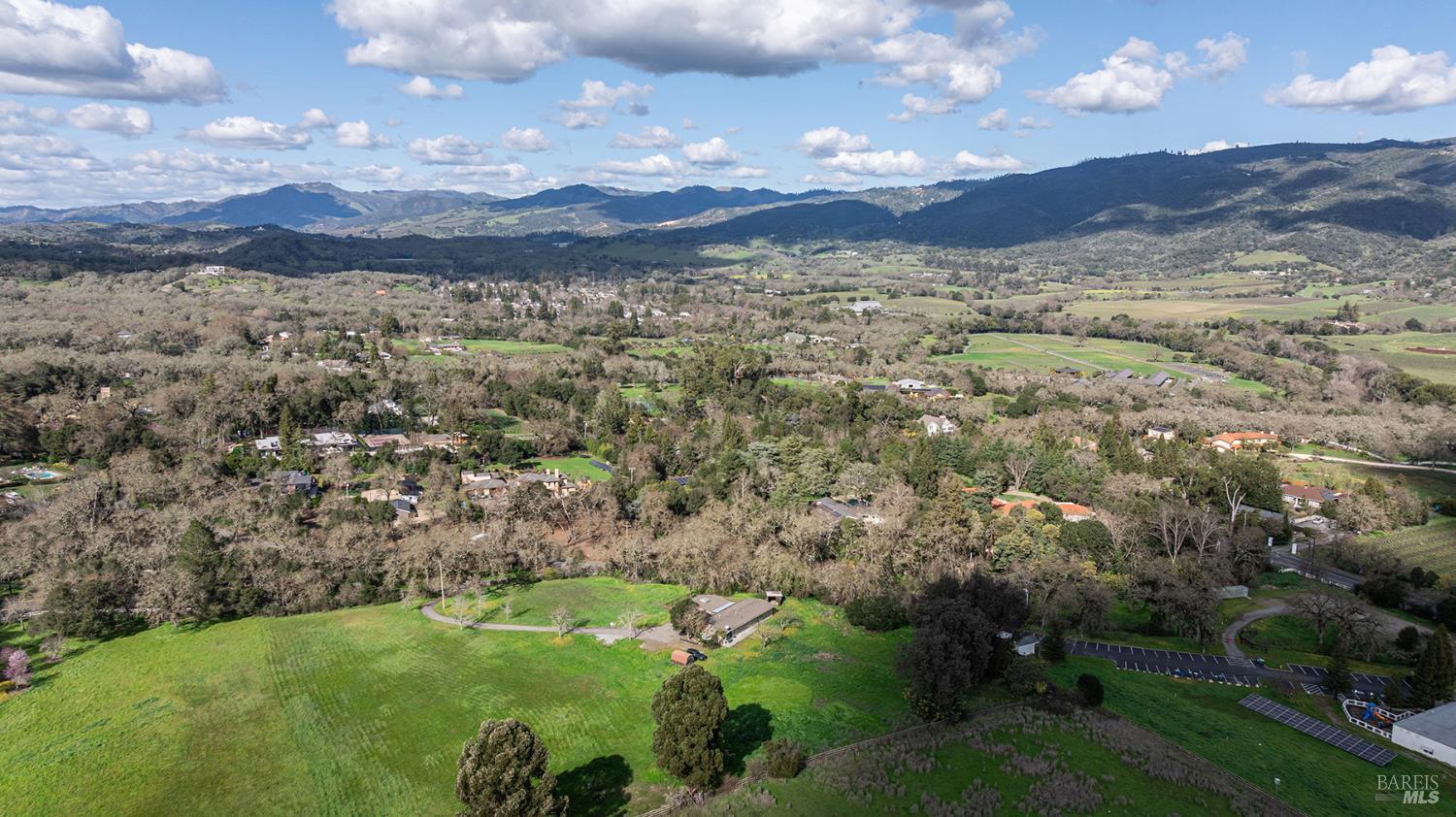 Detail Gallery Image 31 of 36 For 1150 Sobre Vista Rd, Sonoma,  CA 95476 - 2 Beds | 1/1 Baths