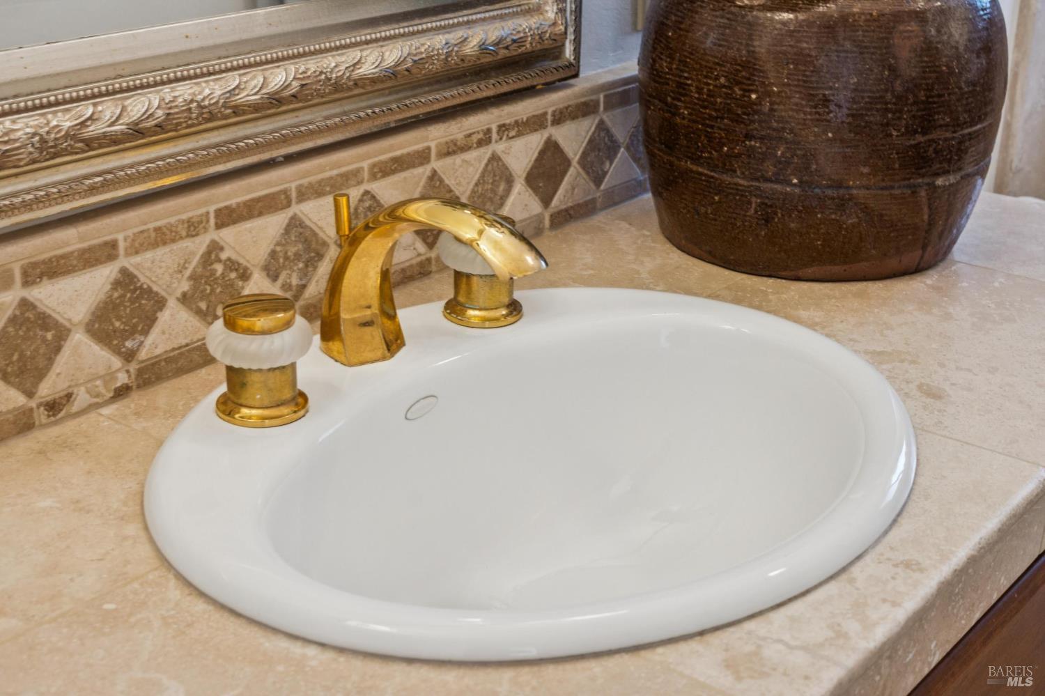 Detail Gallery Image 45 of 67 For 3 Longfellow Rd, Mill Valley,  CA 94941 - 4 Beds | 3 Baths