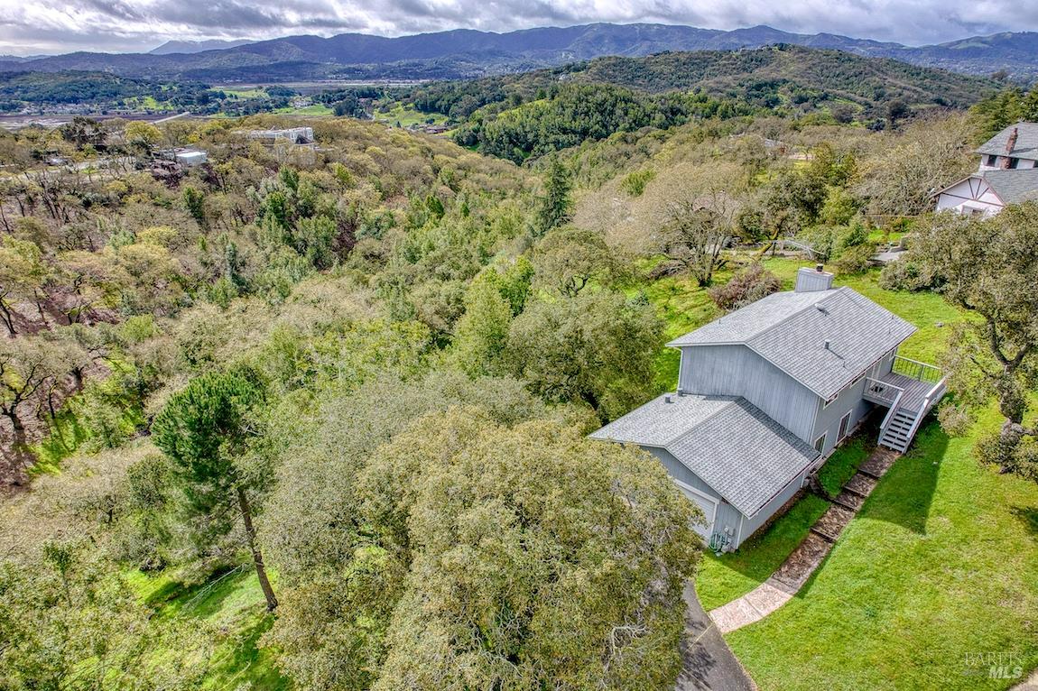 Detail Gallery Image 19 of 71 For 2511 Laguna Vista Dr, Novato,  CA 94945 - 3 Beds | 2/1 Baths