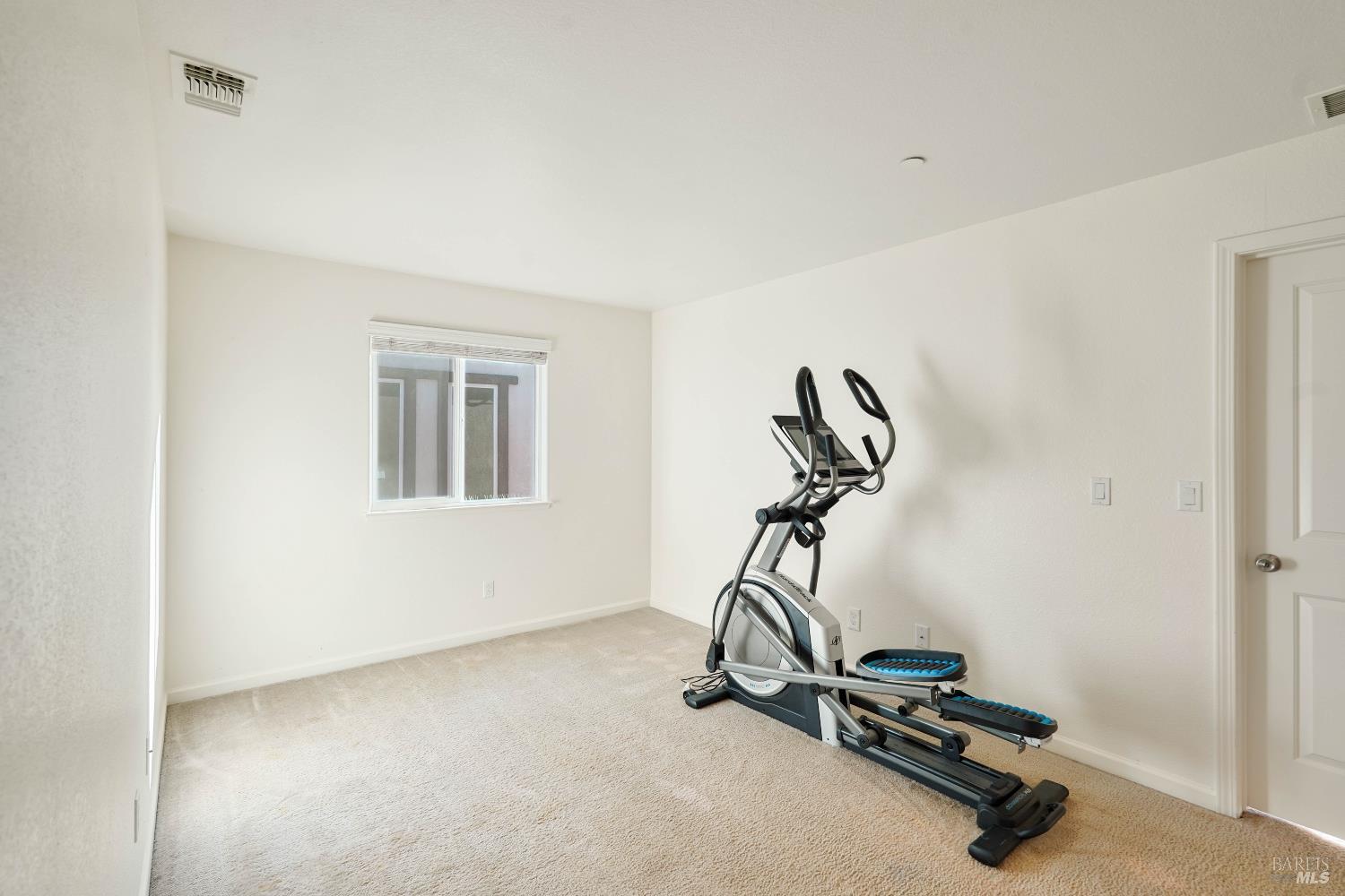 Detail Gallery Image 35 of 77 For 1205 Cornell Ct, Dixon,  CA 95620 - 4 Beds | 3 Baths