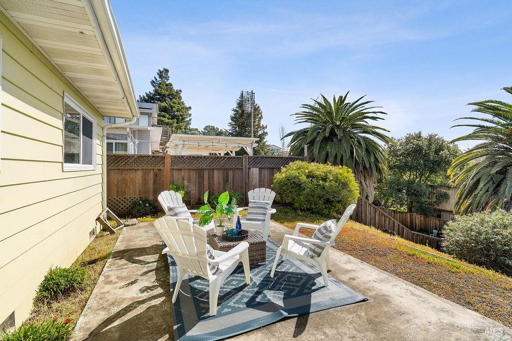 Detail Gallery Image 26 of 38 For 520 Raymond Dr, Benicia,  CA 94510 - 3 Beds | 1 Baths