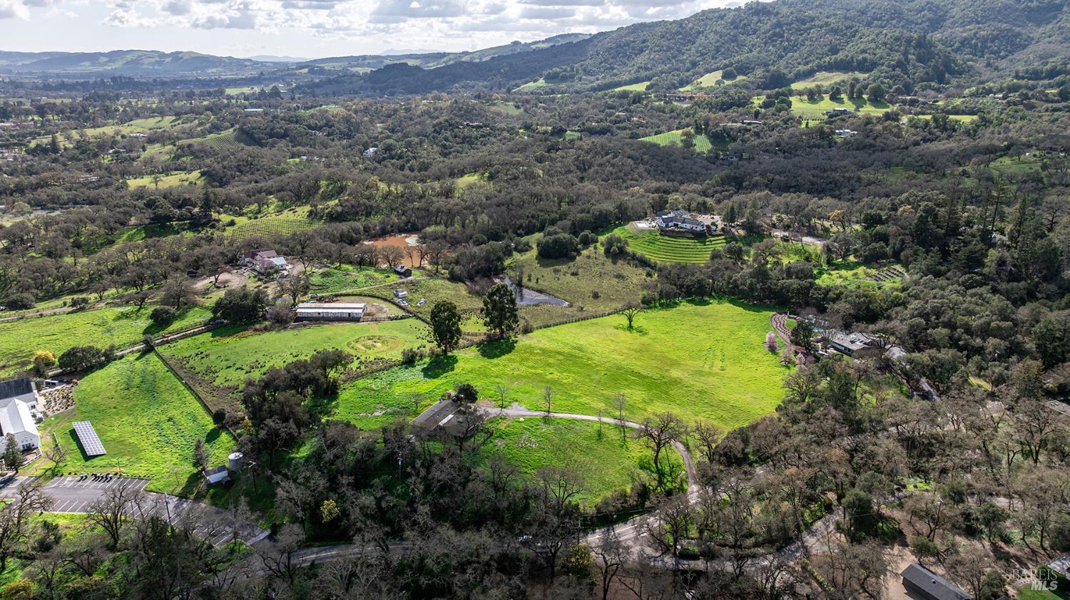 Detail Gallery Image 30 of 36 For 1150 Sobre Vista Rd, Sonoma,  CA 95476 - 2 Beds | 1/1 Baths