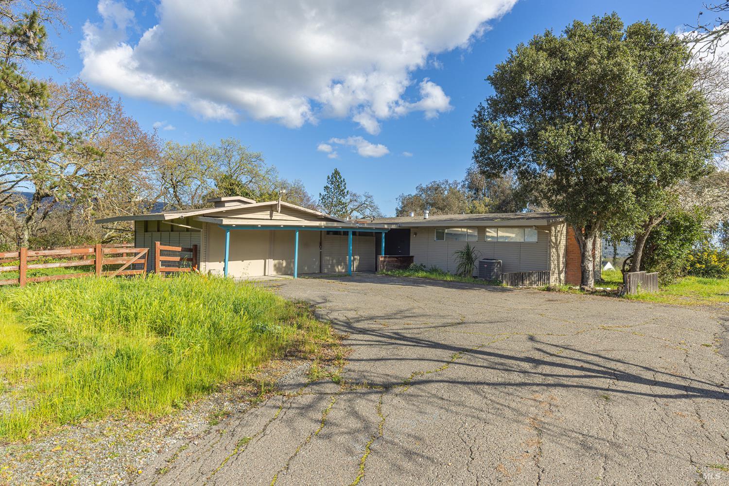 Detail Gallery Image 22 of 36 For 1150 Sobre Vista Rd, Sonoma,  CA 95476 - 2 Beds | 1/1 Baths