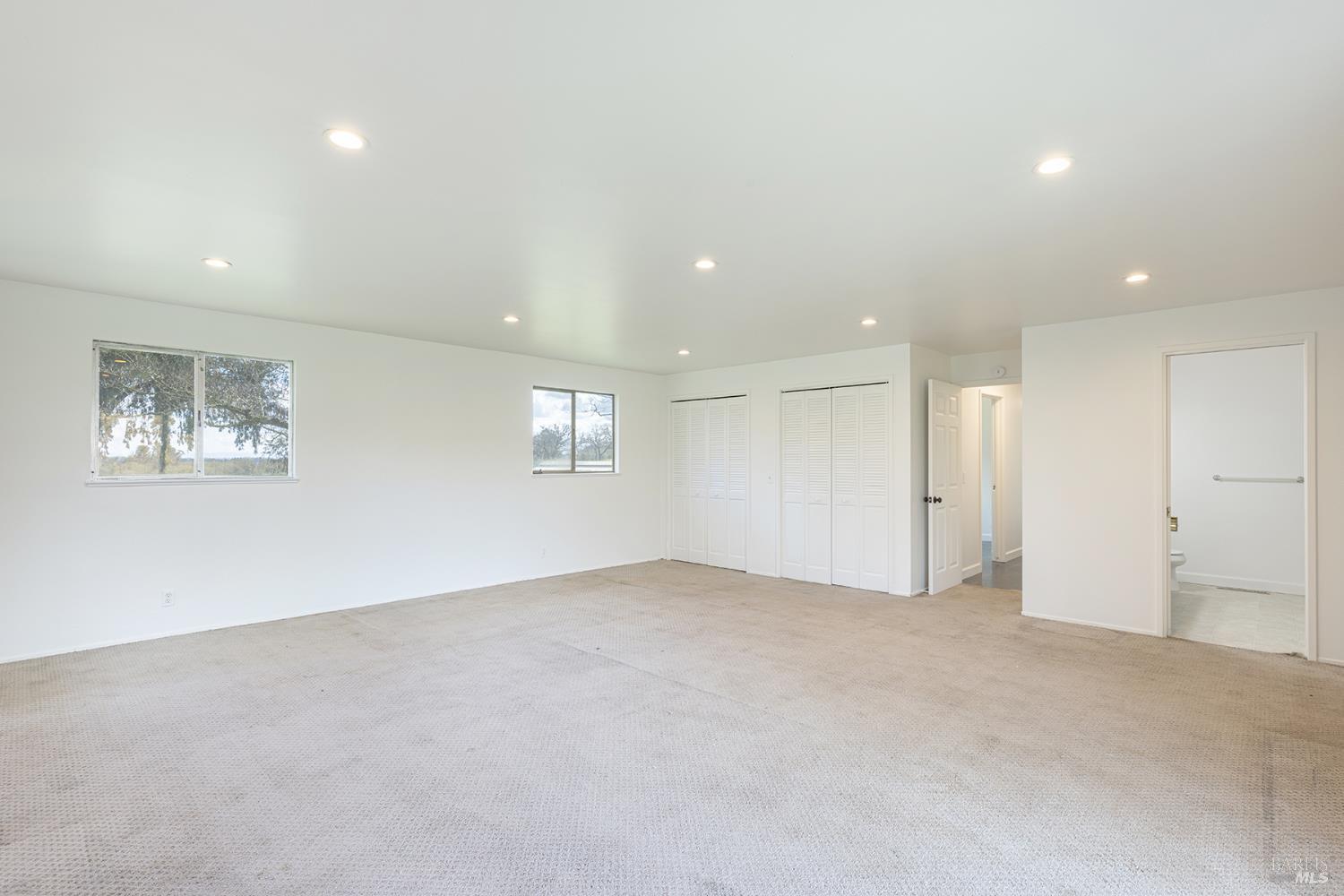 Detail Gallery Image 17 of 36 For 1150 Sobre Vista Rd, Sonoma,  CA 95476 - 2 Beds | 1/1 Baths