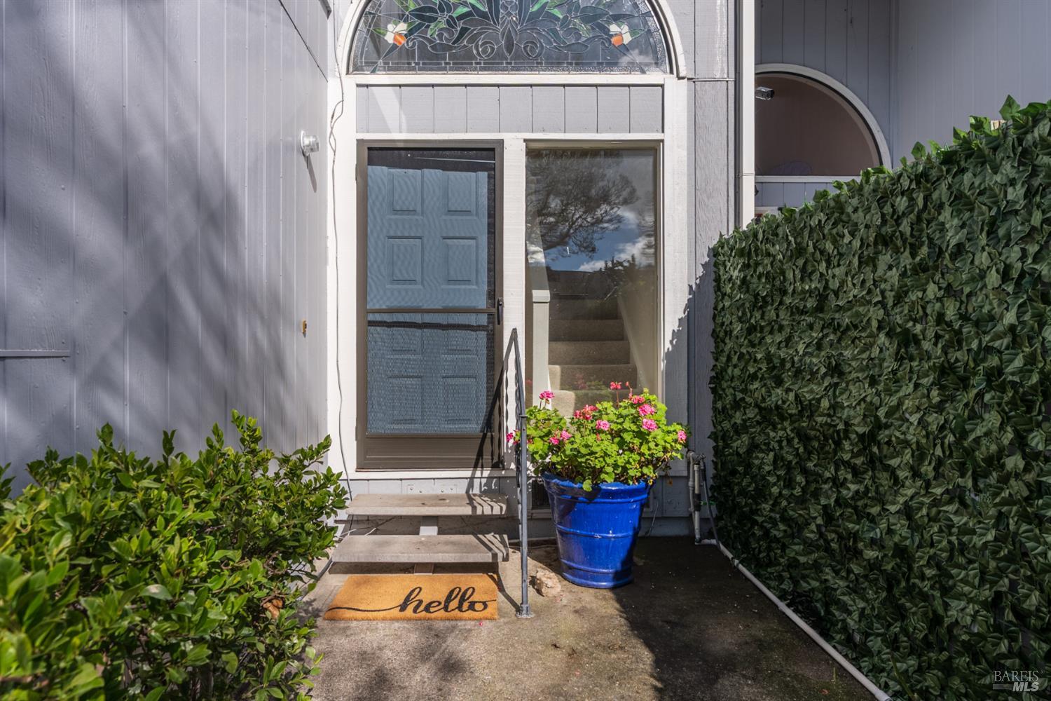 Detail Gallery Image 3 of 36 For 2791 Mcbride Ln #139,  Santa Rosa,  CA 95403 - 3 Beds | 2/1 Baths