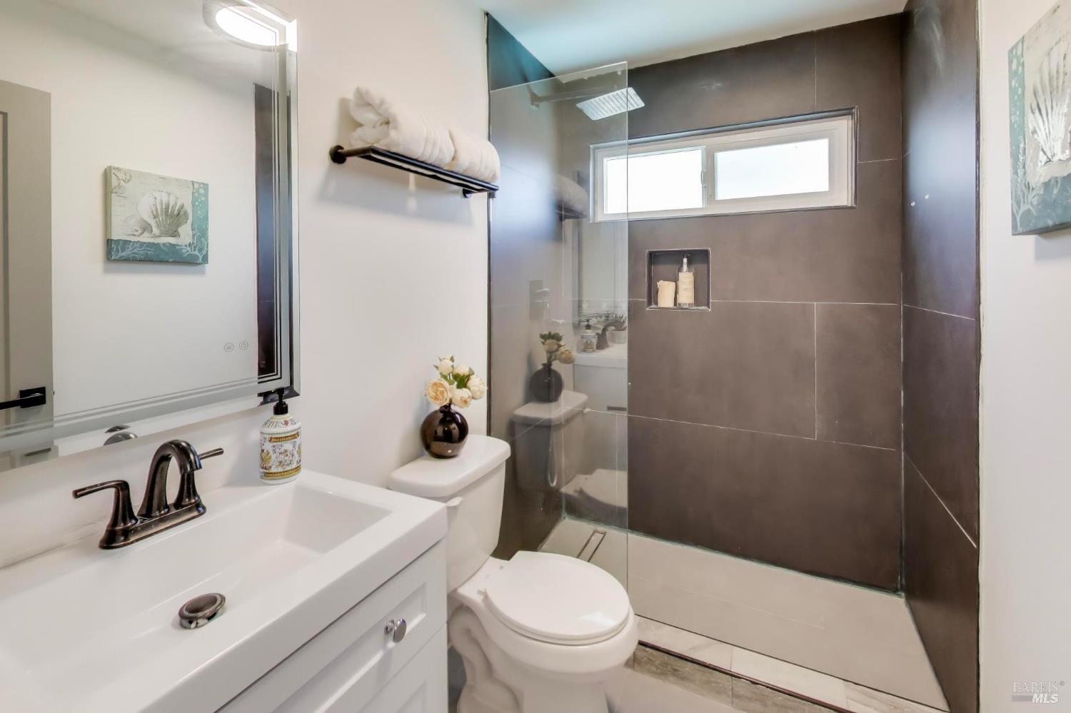 Detail Gallery Image 29 of 39 For 1210 Humphrey Dr, Suisun City,  CA 94585 - 4 Beds | 2/1 Baths