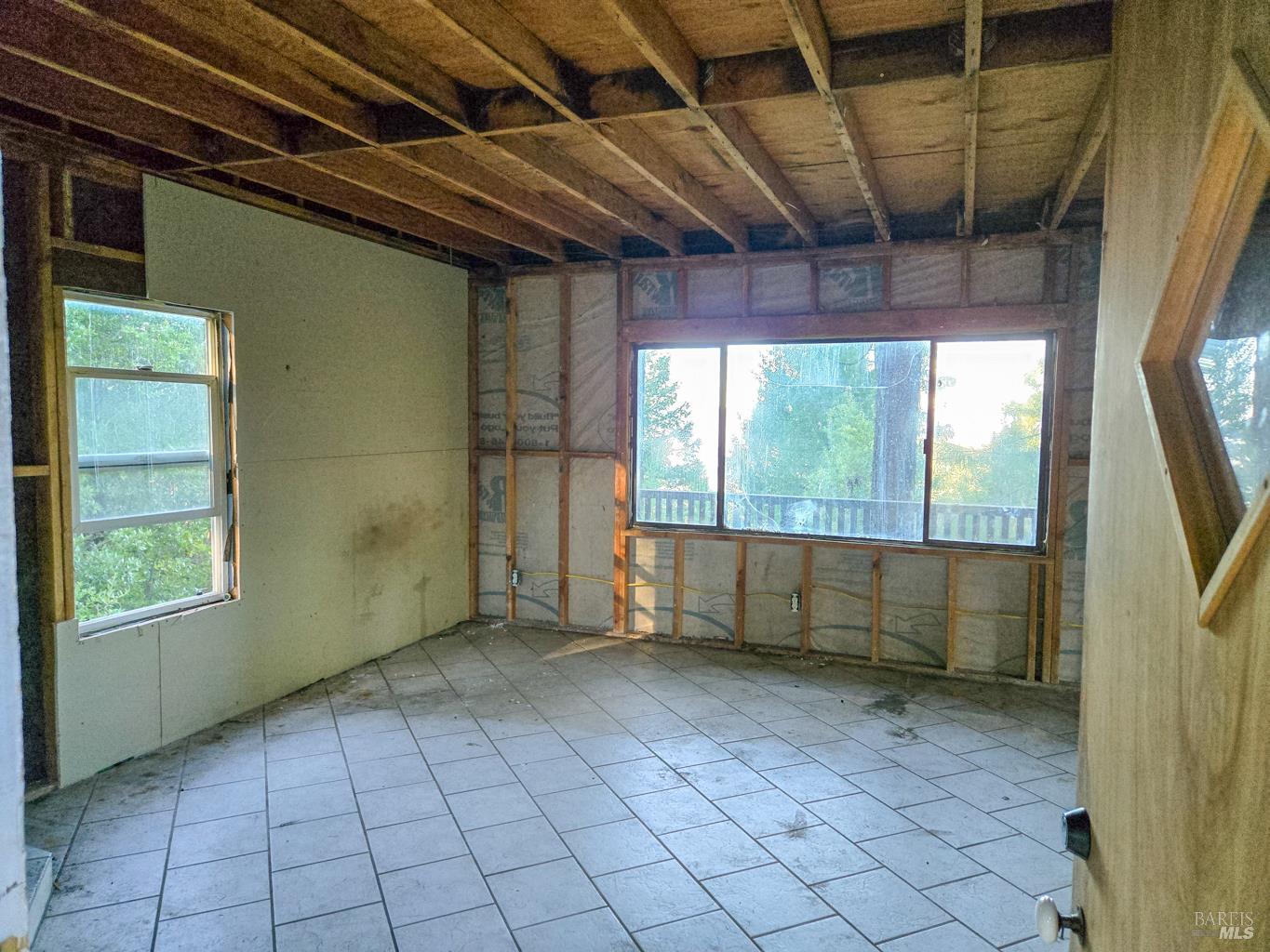 Detail Gallery Image 12 of 23 For 36341 Covelo Rd, Willits,  CA 95490 - – Beds | – Baths