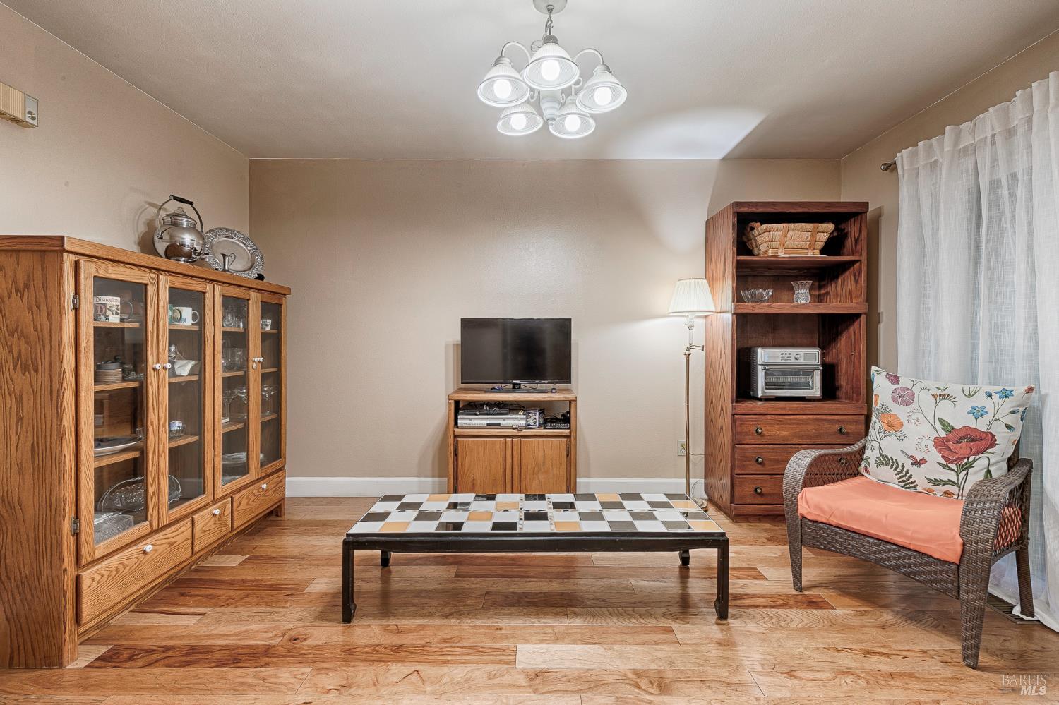 Detail Gallery Image 18 of 39 For 46 Autumn Leaf Dr, Santa Rosa,  CA 95409 - 2 Beds | 2 Baths