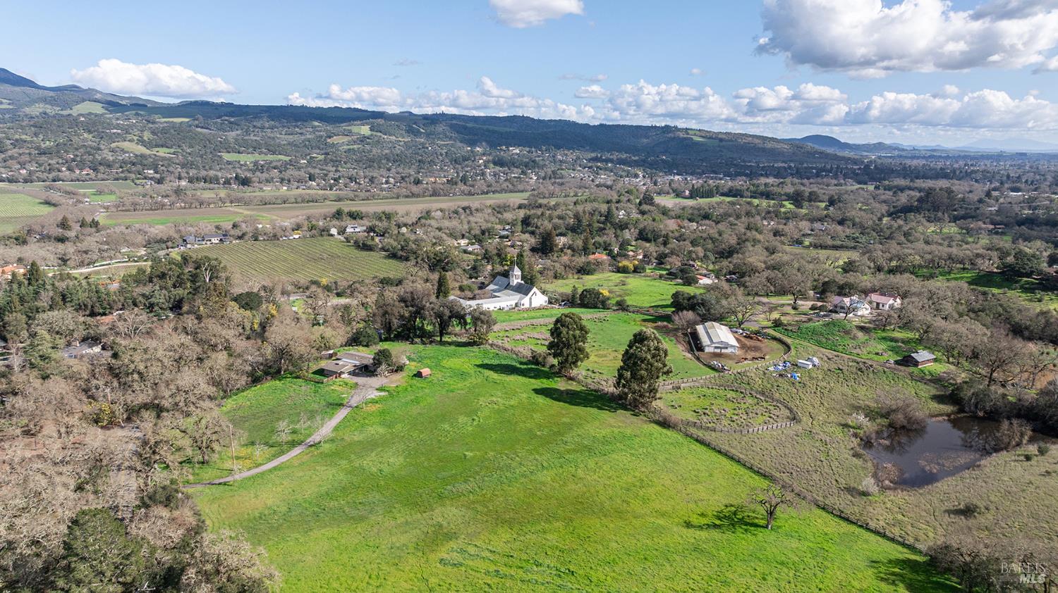 Detail Gallery Image 29 of 36 For 1150 Sobre Vista Rd, Sonoma,  CA 95476 - 2 Beds | 1/1 Baths