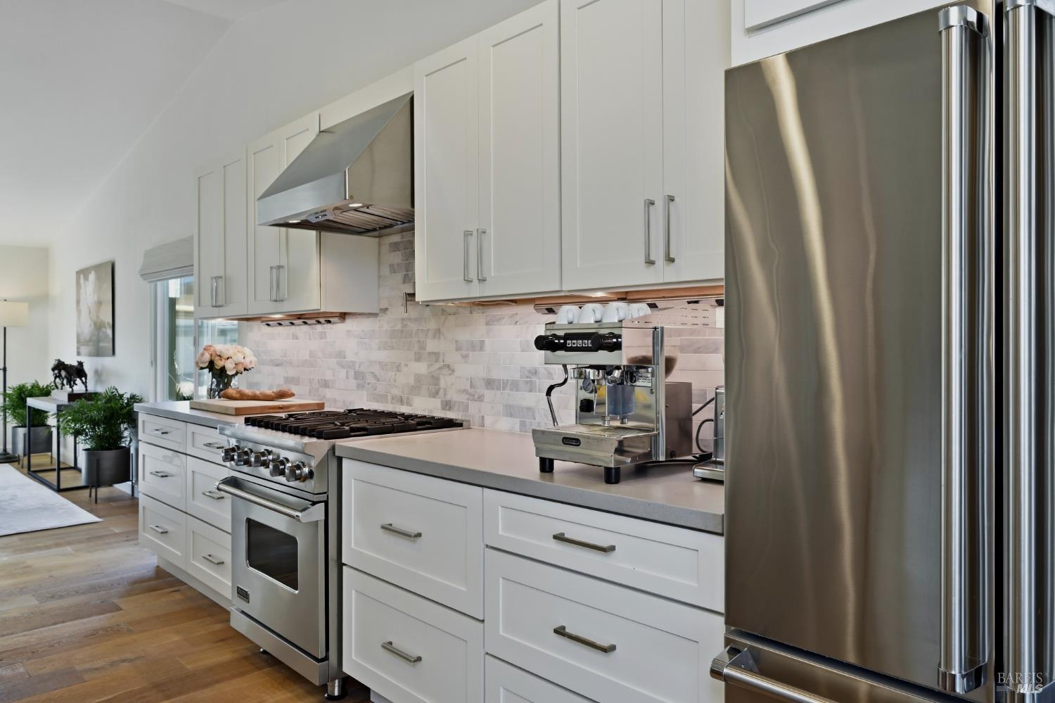 Detail Gallery Image 12 of 41 For 20 Caber Ct, Napa,  CA 94558 - 3 Beds | 2 Baths