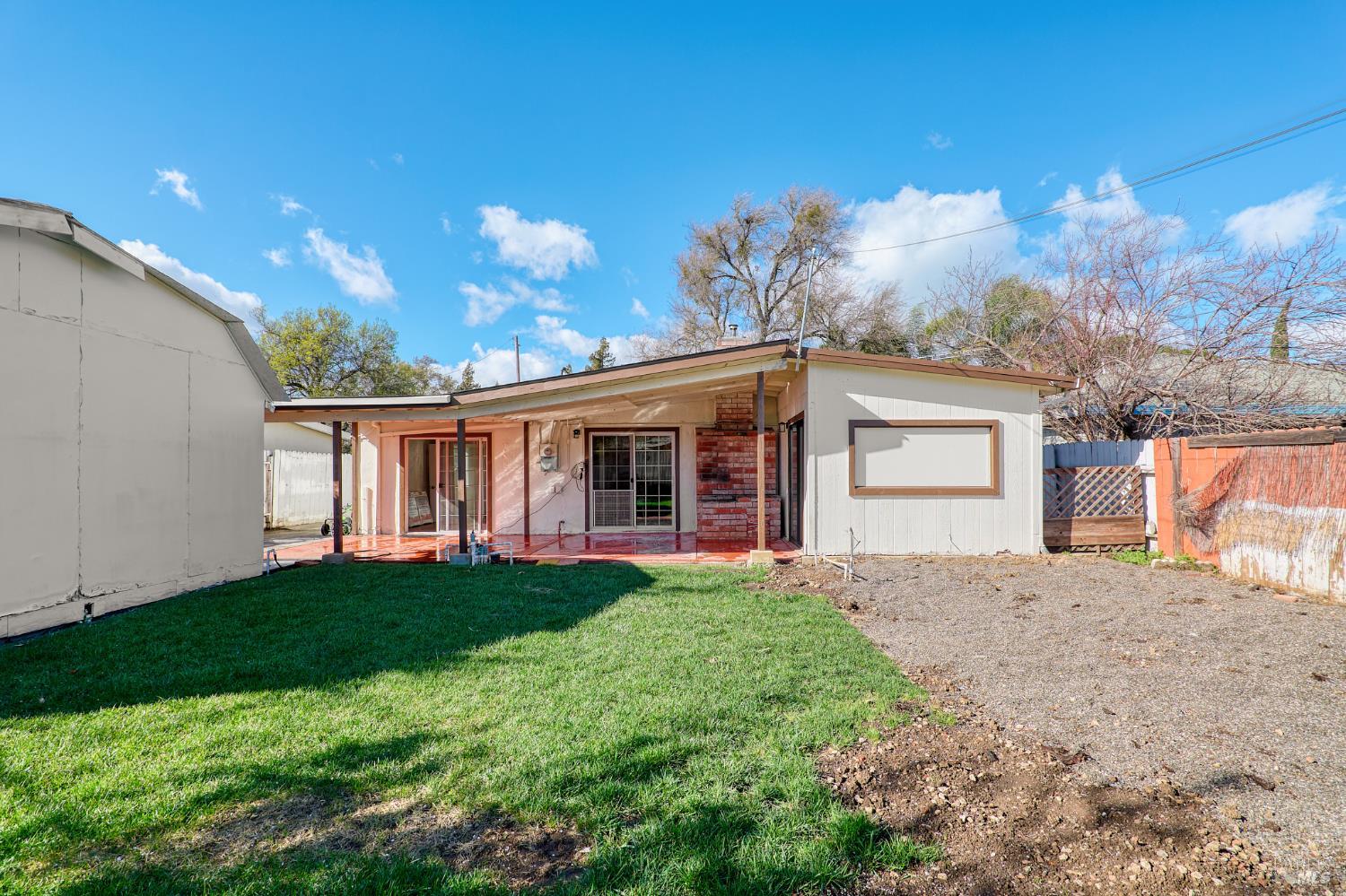 Detail Gallery Image 3 of 29 For 1745 Utah St, Fairfield,  CA 94533 - 4 Beds | 1/1 Baths