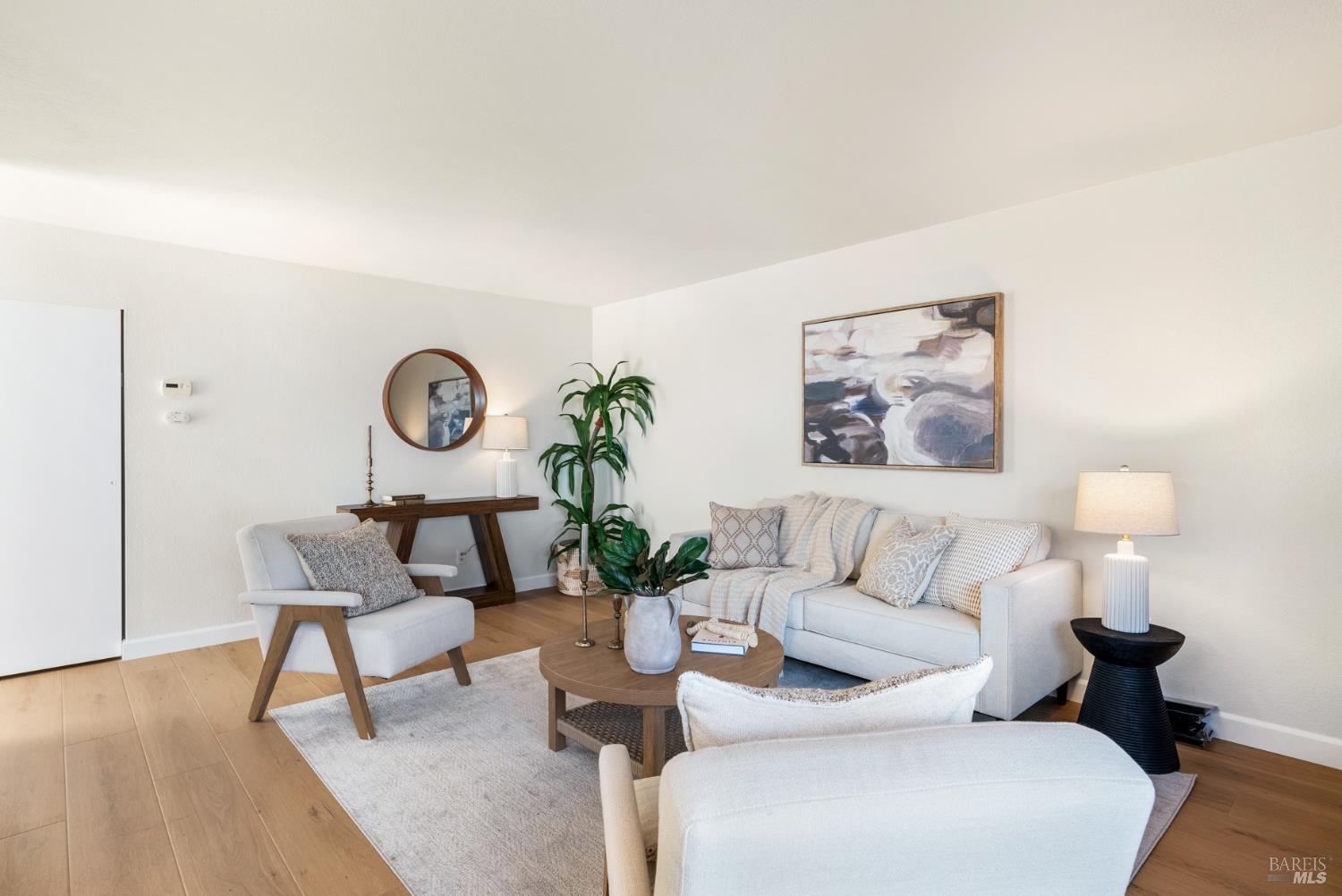 Detail Gallery Image 7 of 36 For 2791 Mcbride Ln #139,  Santa Rosa,  CA 95403 - 3 Beds | 2/1 Baths