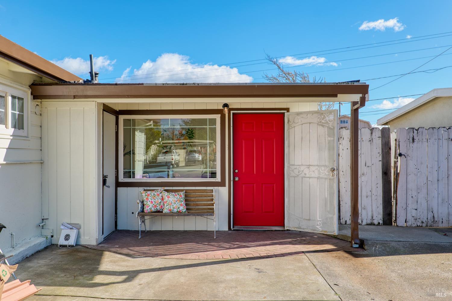 Detail Gallery Image 2 of 29 For 1745 Utah St, Fairfield,  CA 94533 - 4 Beds | 1/1 Baths