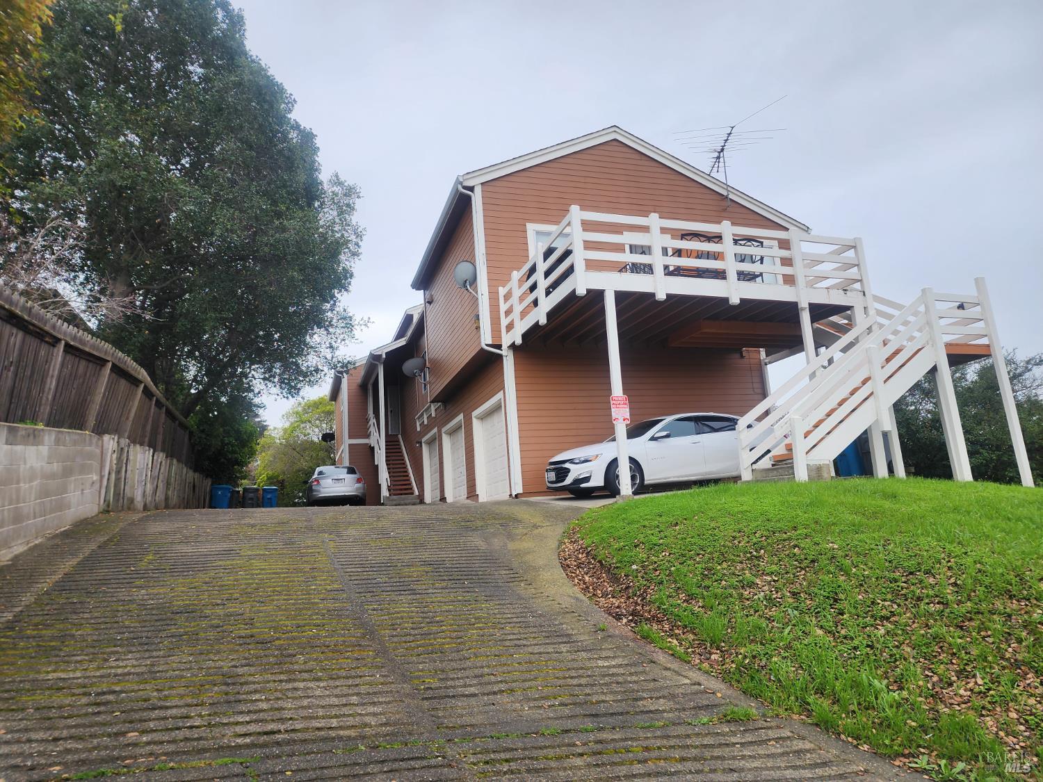 Detail Gallery Image 2 of 18 For 102 Ohio St, Vallejo,  CA 94590 - 2 Beds | 1 Baths