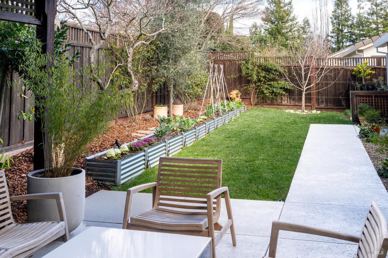 Detail Gallery Image 31 of 41 For 20 Caber Ct, Napa,  CA 94558 - 3 Beds | 2 Baths