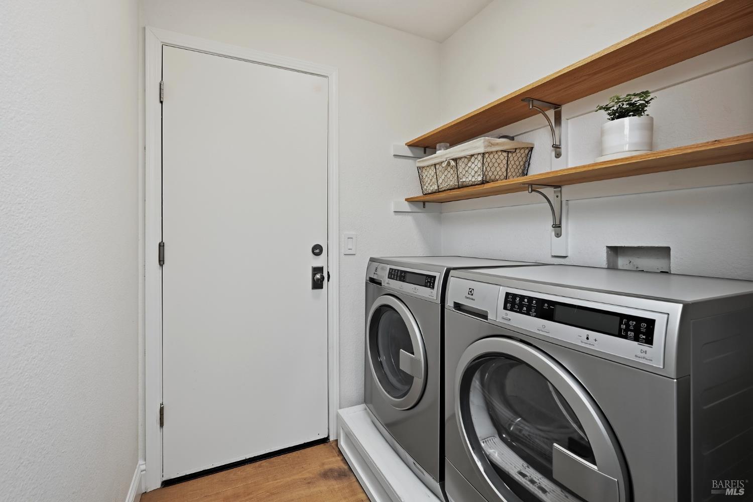 Detail Gallery Image 30 of 41 For 20 Caber Ct, Napa,  CA 94558 - 3 Beds | 2 Baths