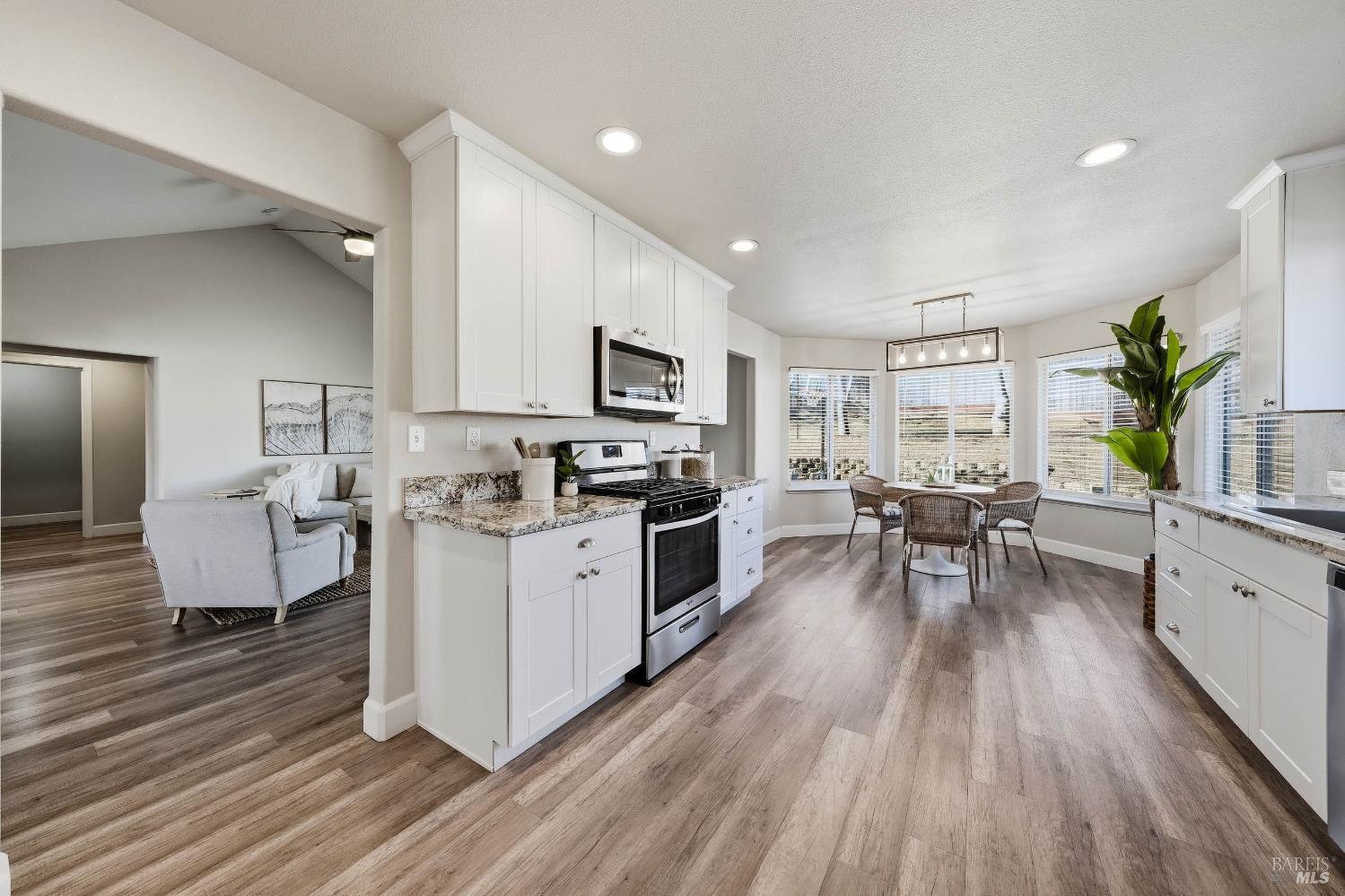 Detail Gallery Image 24 of 65 For 1448 Wild Oak Ct, Lakeport,  CA 95453 - 3 Beds | 2 Baths