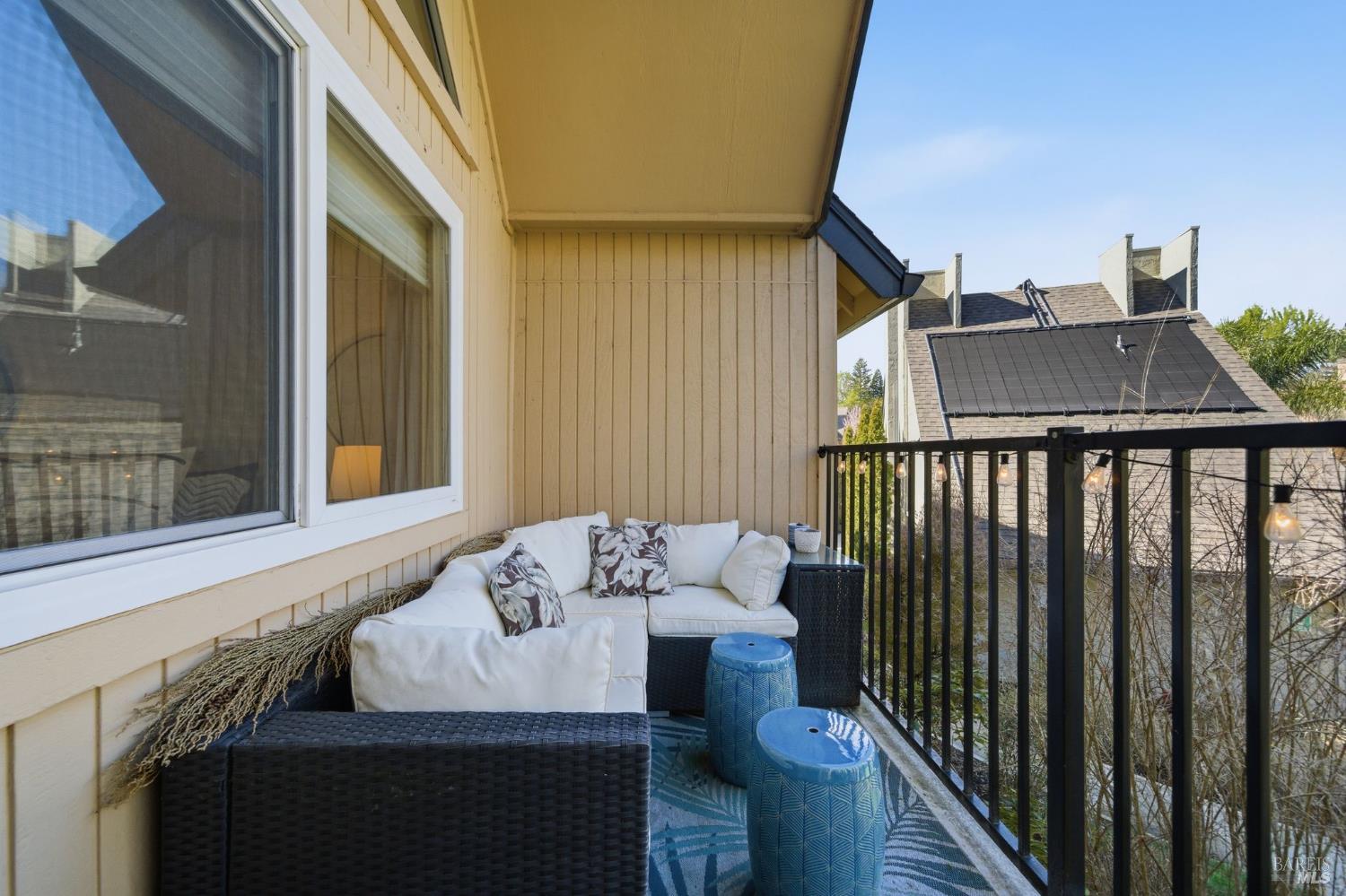 Detail Gallery Image 19 of 34 For 202 Foss Creek Cir #D,  Healdsburg,  CA 95448 - 1 Beds | 1 Baths