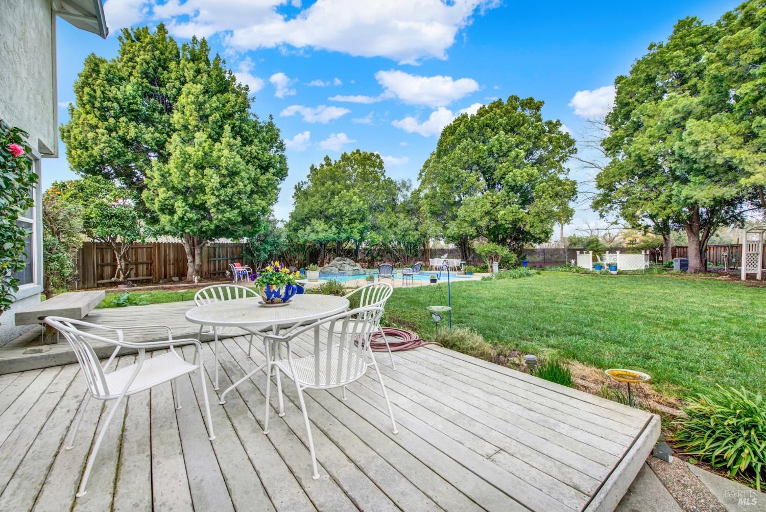 Detail Gallery Image 55 of 61 For 325 Fieldstone Ct, Vacaville,  CA 95687 - 5 Beds | 3 Baths