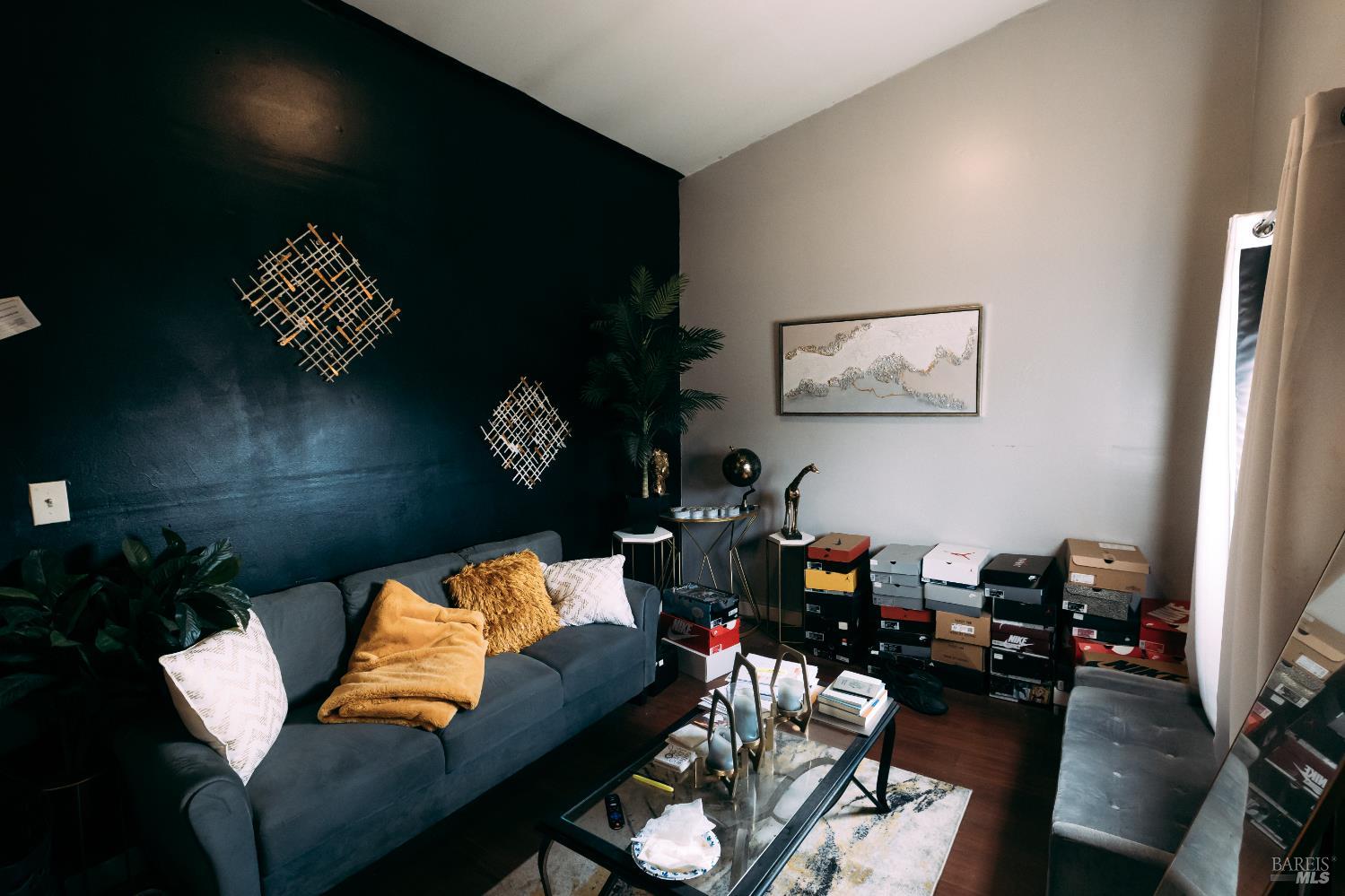 Detail Gallery Image 5 of 24 For 1500 Harrison St, Fairfield,  CA 94533 - 4 Beds | 2 Baths