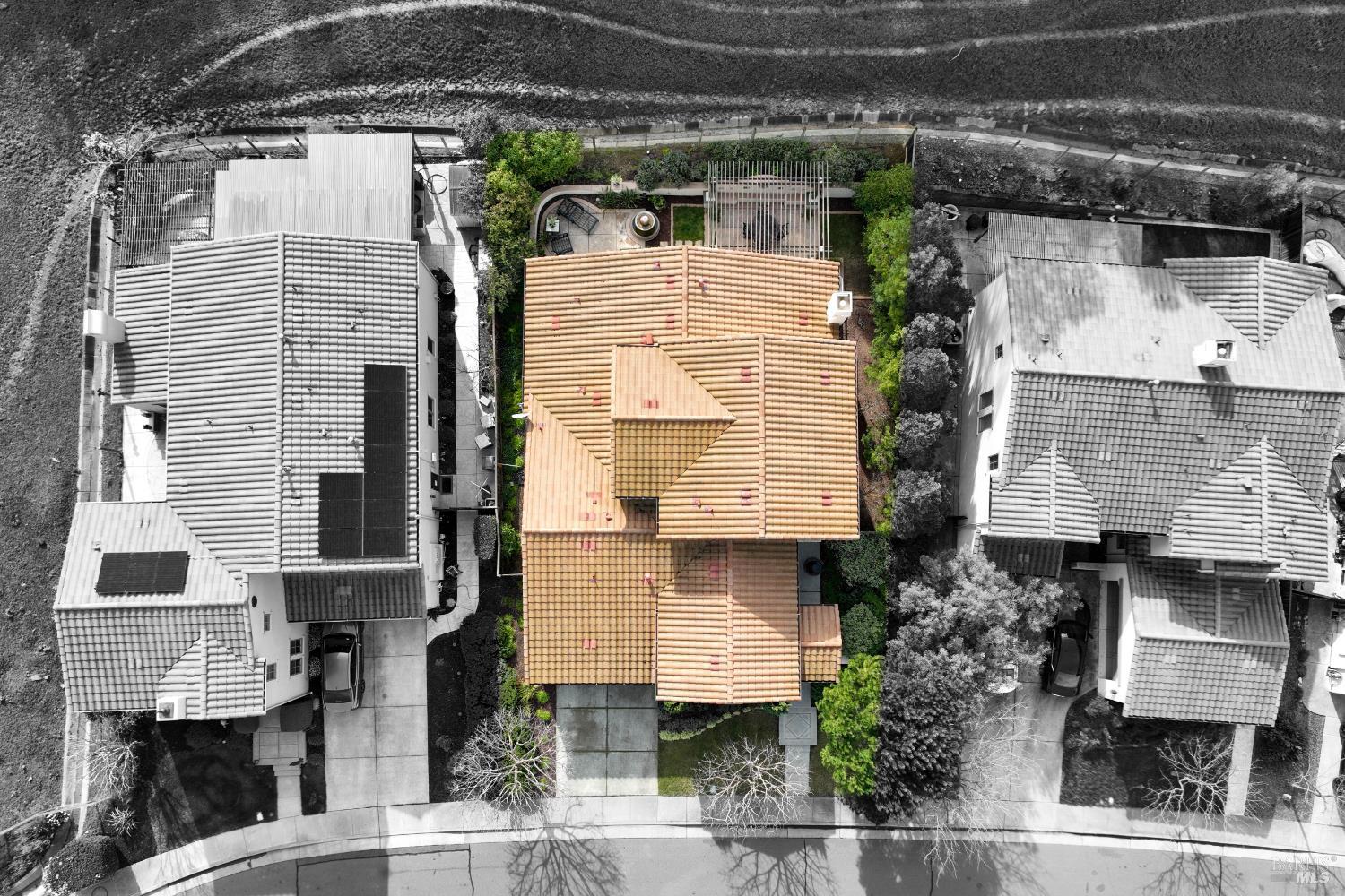 Detail Gallery Image 11 of 81 For 3183 Olympic Rd, Fairfield,  CA 94534 - 4 Beds | 3 Baths