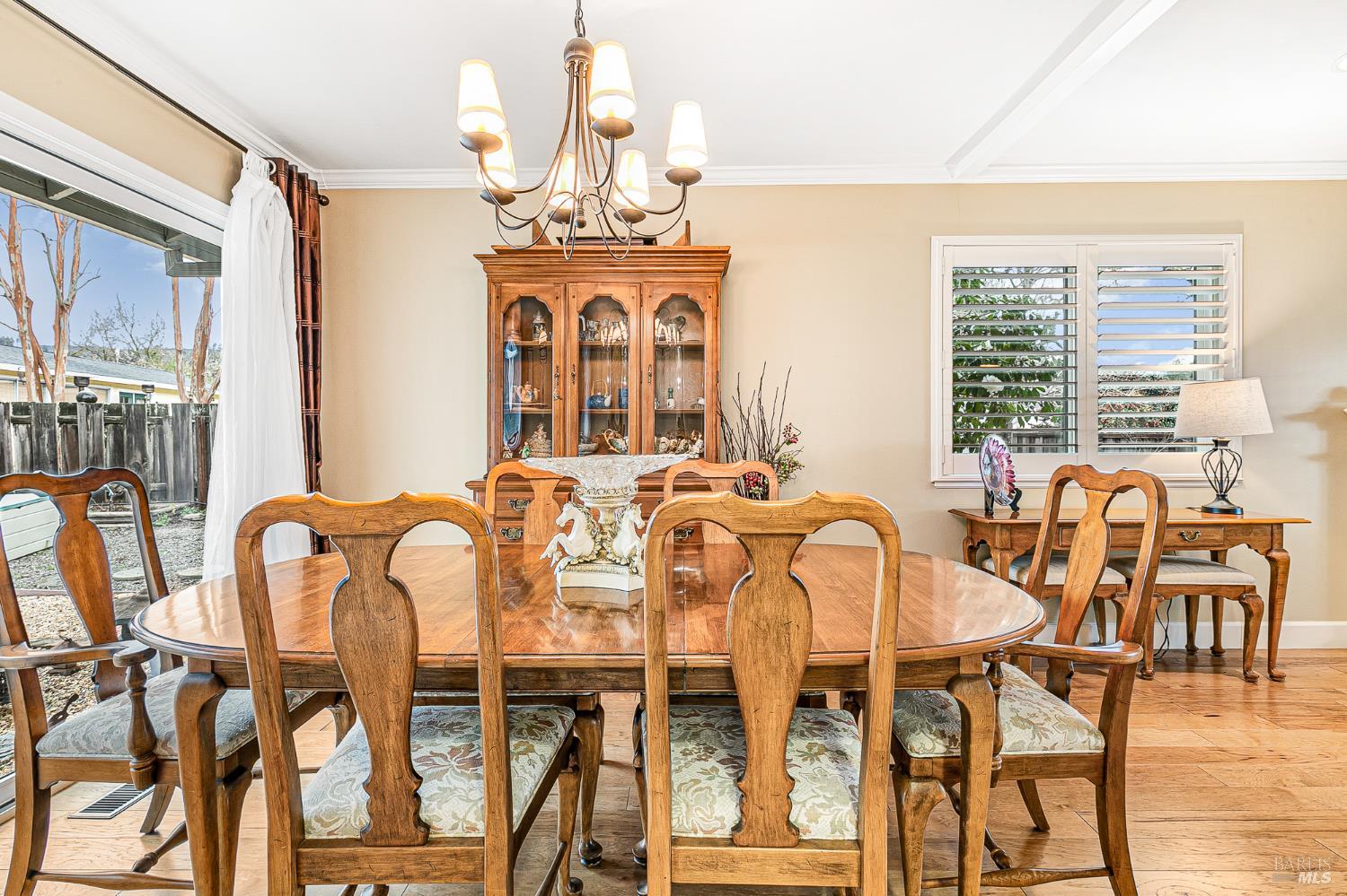 Detail Gallery Image 10 of 39 For 46 Autumn Leaf Dr, Santa Rosa,  CA 95409 - 2 Beds | 2 Baths