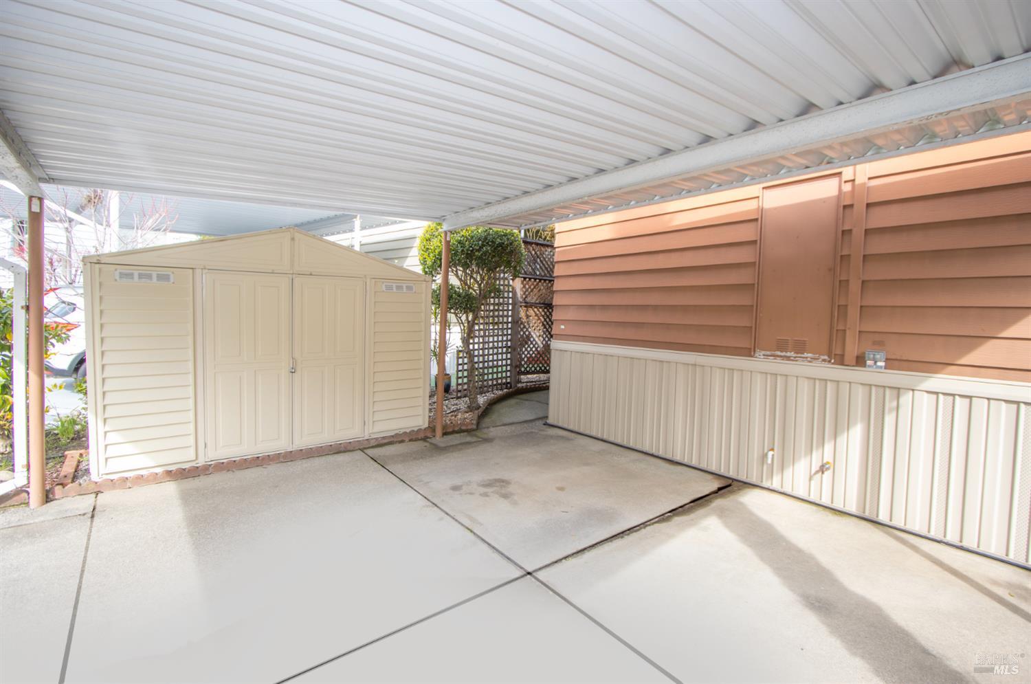 Detail Gallery Image 26 of 29 For 9 Fallen Leaf Way, Novato,  CA 94949 - 2 Beds | 2 Baths